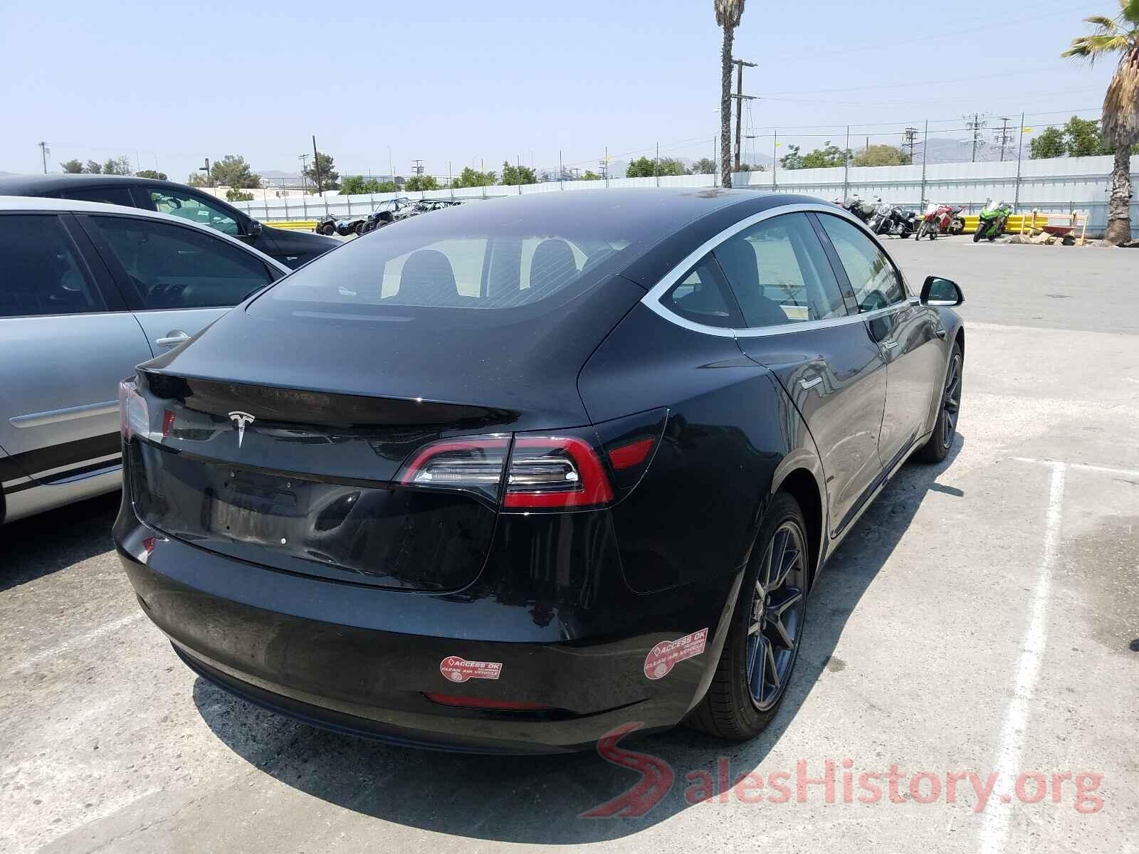 5YJ3E1EA5JF041412 2018 TESLA MODEL 3