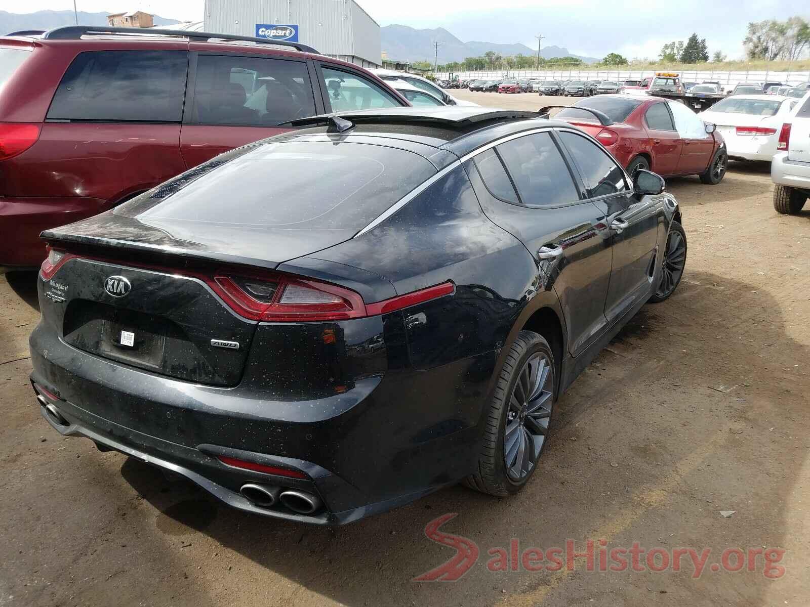 KNAE25LA2J6013779 2018 KIA STINGER