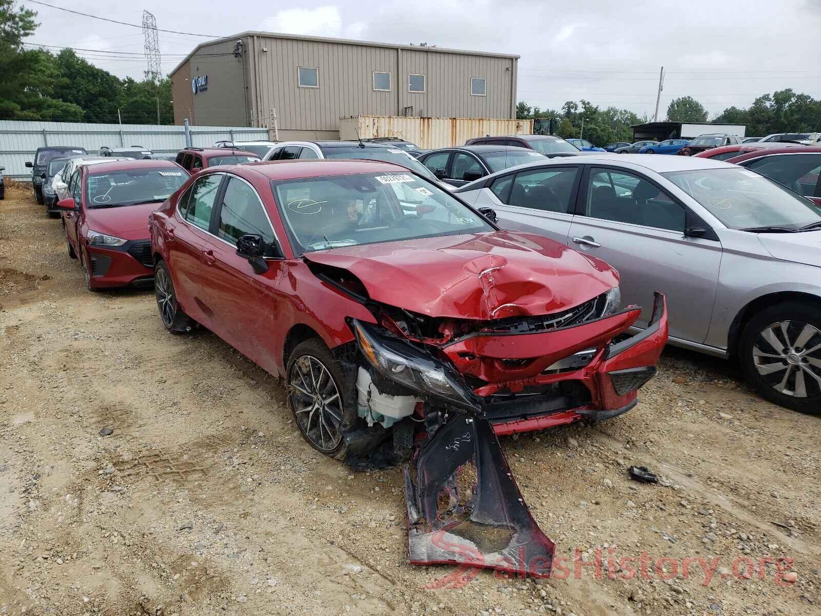 4T1G11AK4MU410702 2021 TOYOTA CAMRY