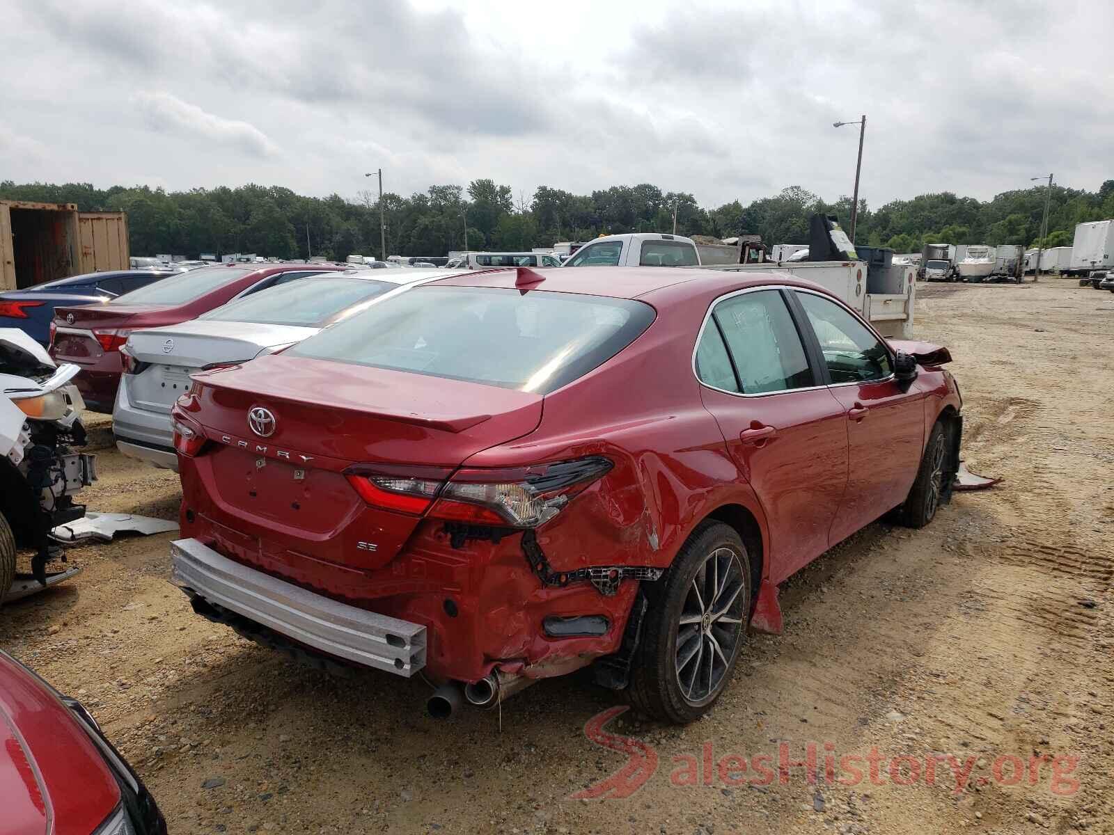 4T1G11AK4MU410702 2021 TOYOTA CAMRY