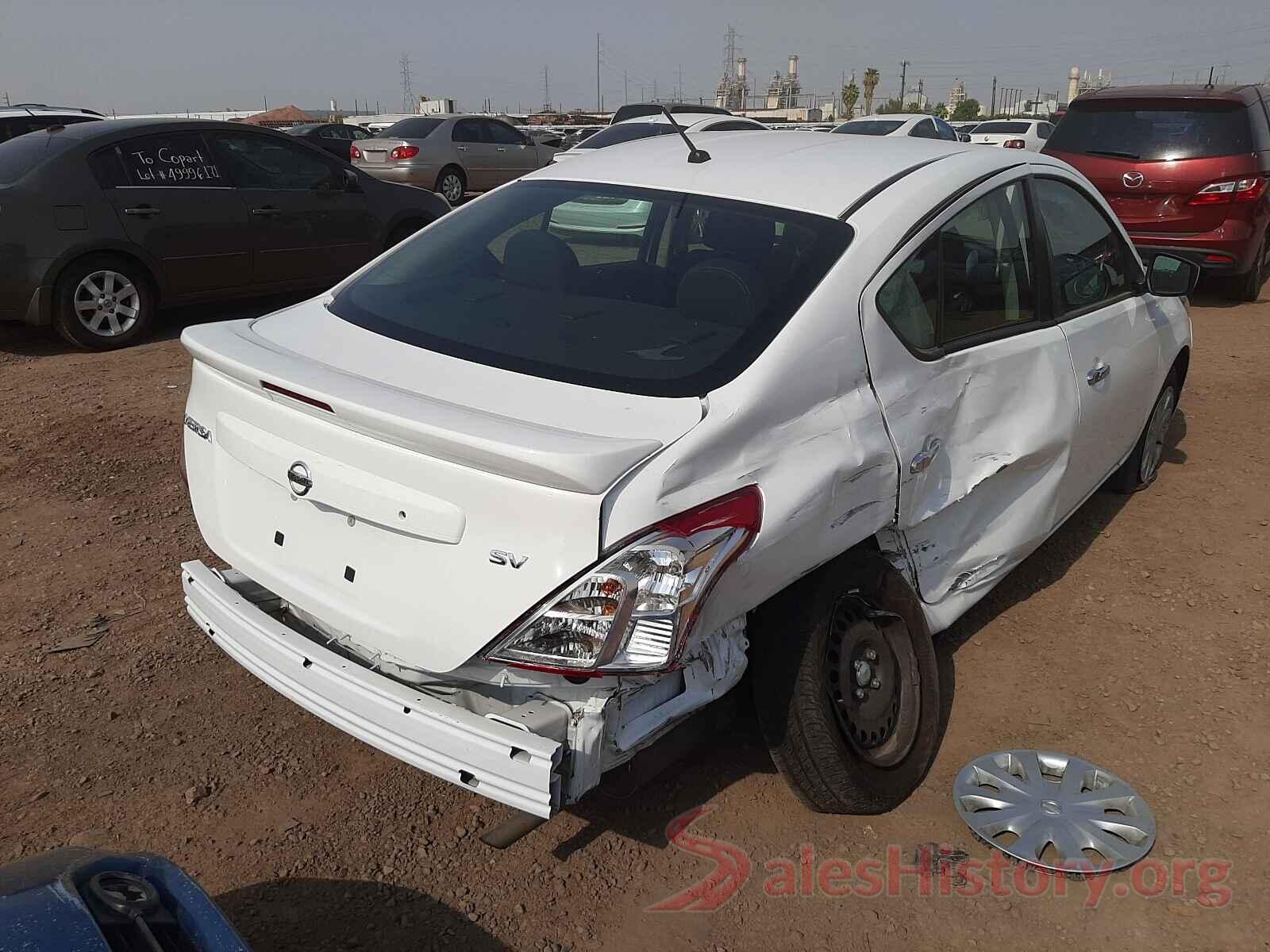 3N1CN7AP2KL832435 2019 NISSAN VERSA