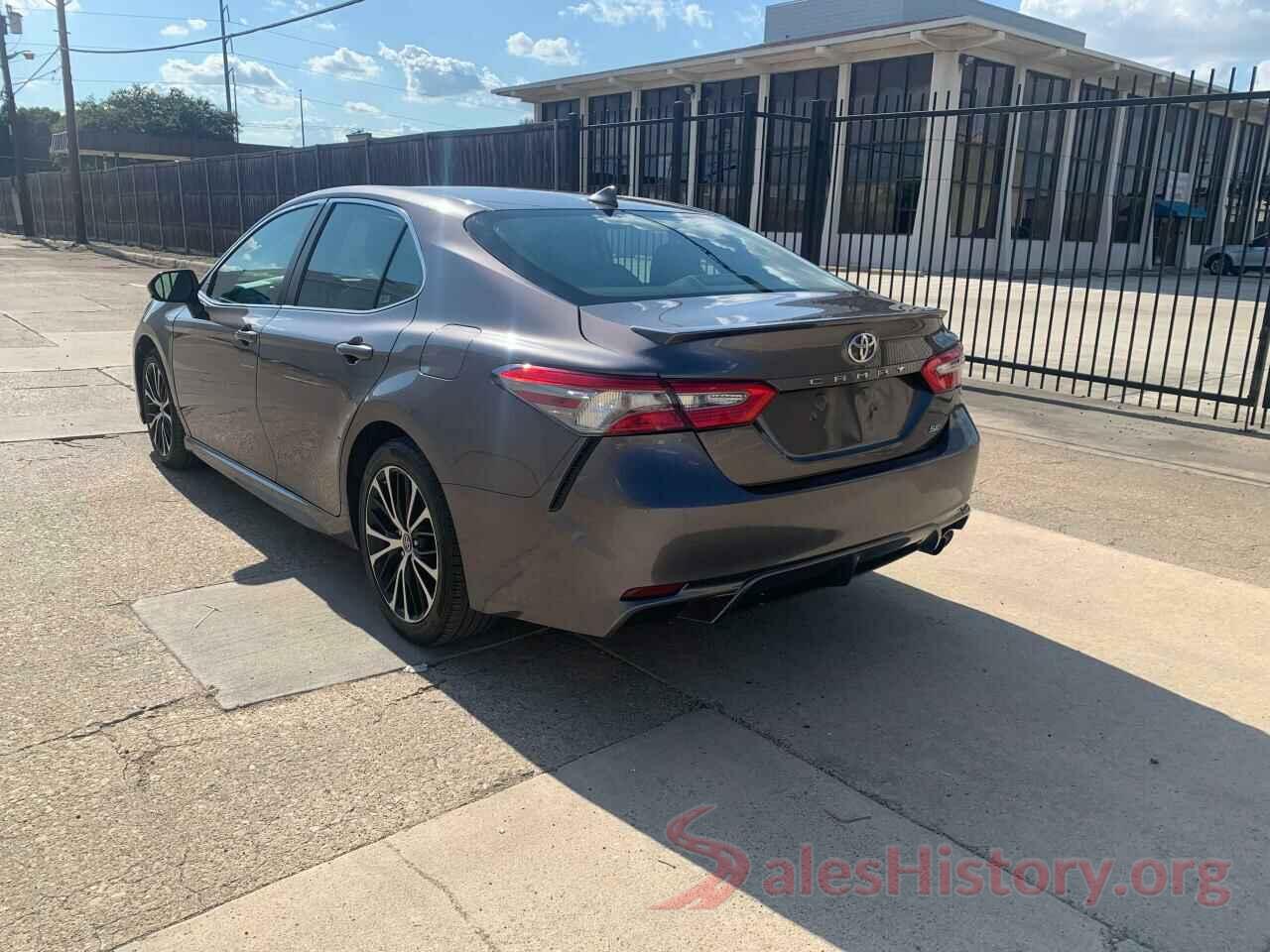 4T1B11HK6KU730424 2019 TOYOTA CAMRY