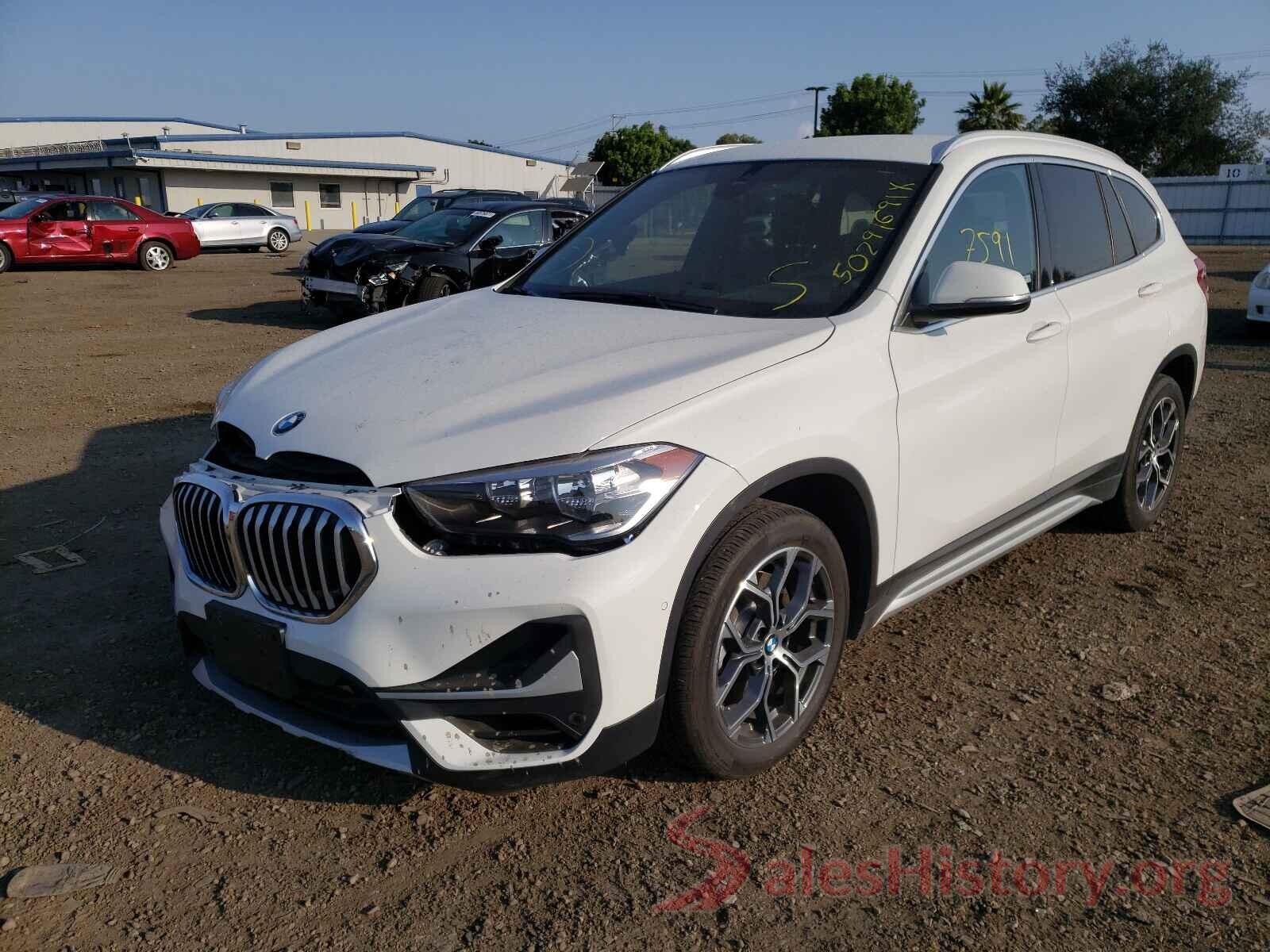 WBXJG7C08M5S16923 2021 BMW X1