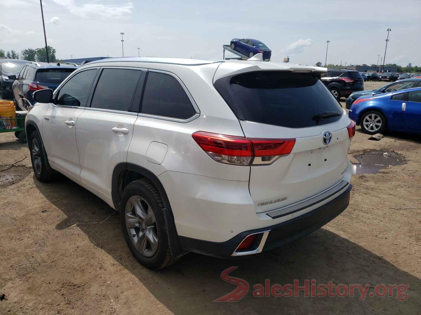 5TDDGRFH5KS061147 2019 TOYOTA HIGHLANDER