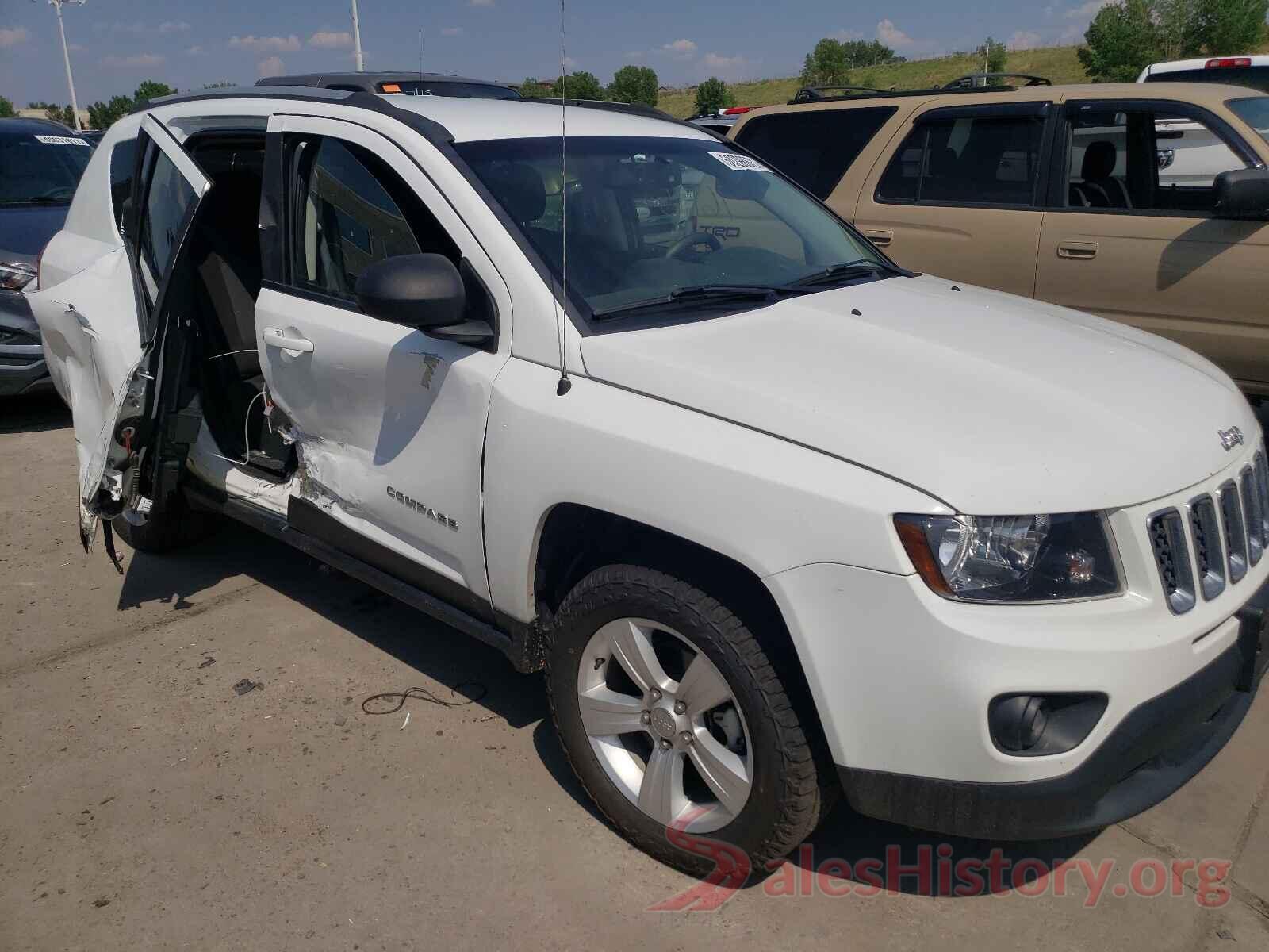 1C4NJDBB2GD520339 2016 JEEP COMPASS