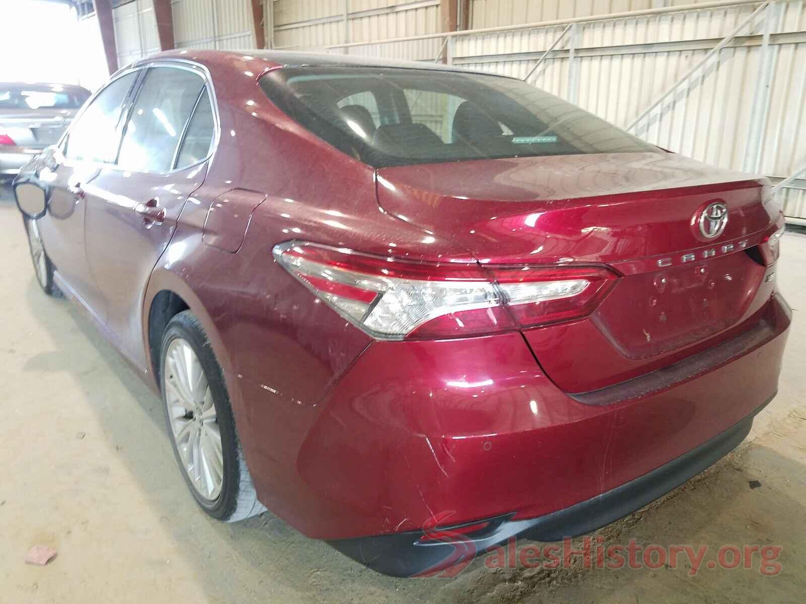 4T1B11HK4JU560546 2018 TOYOTA CAMRY