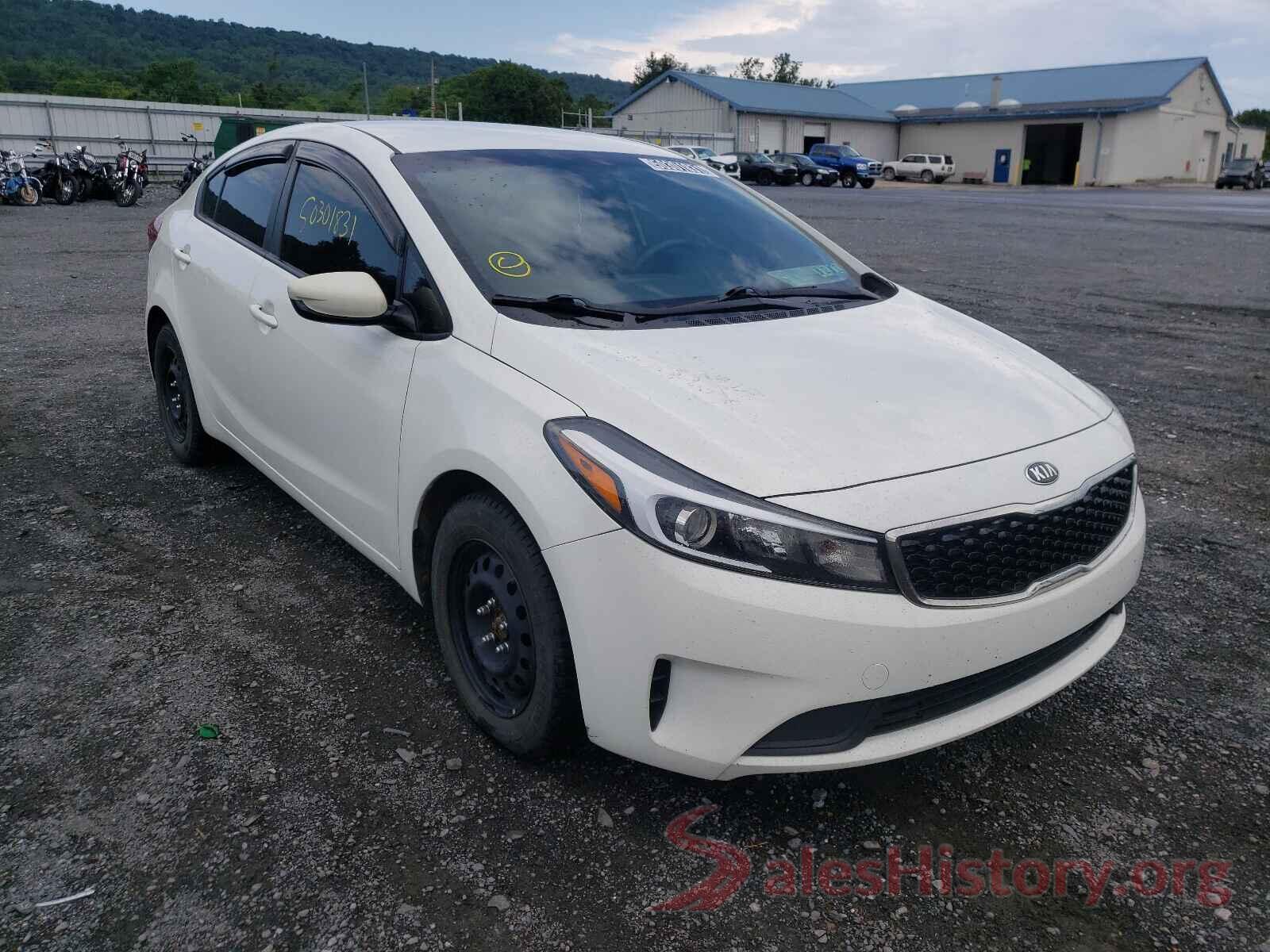 3KPFK4A70HE051573 2017 KIA FORTE