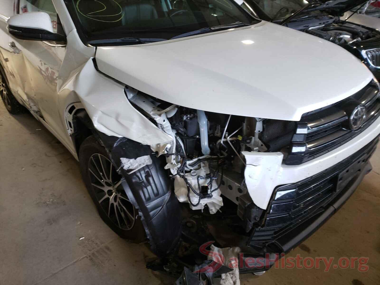 5TDJZRFH0JS537543 2018 TOYOTA HIGHLANDER