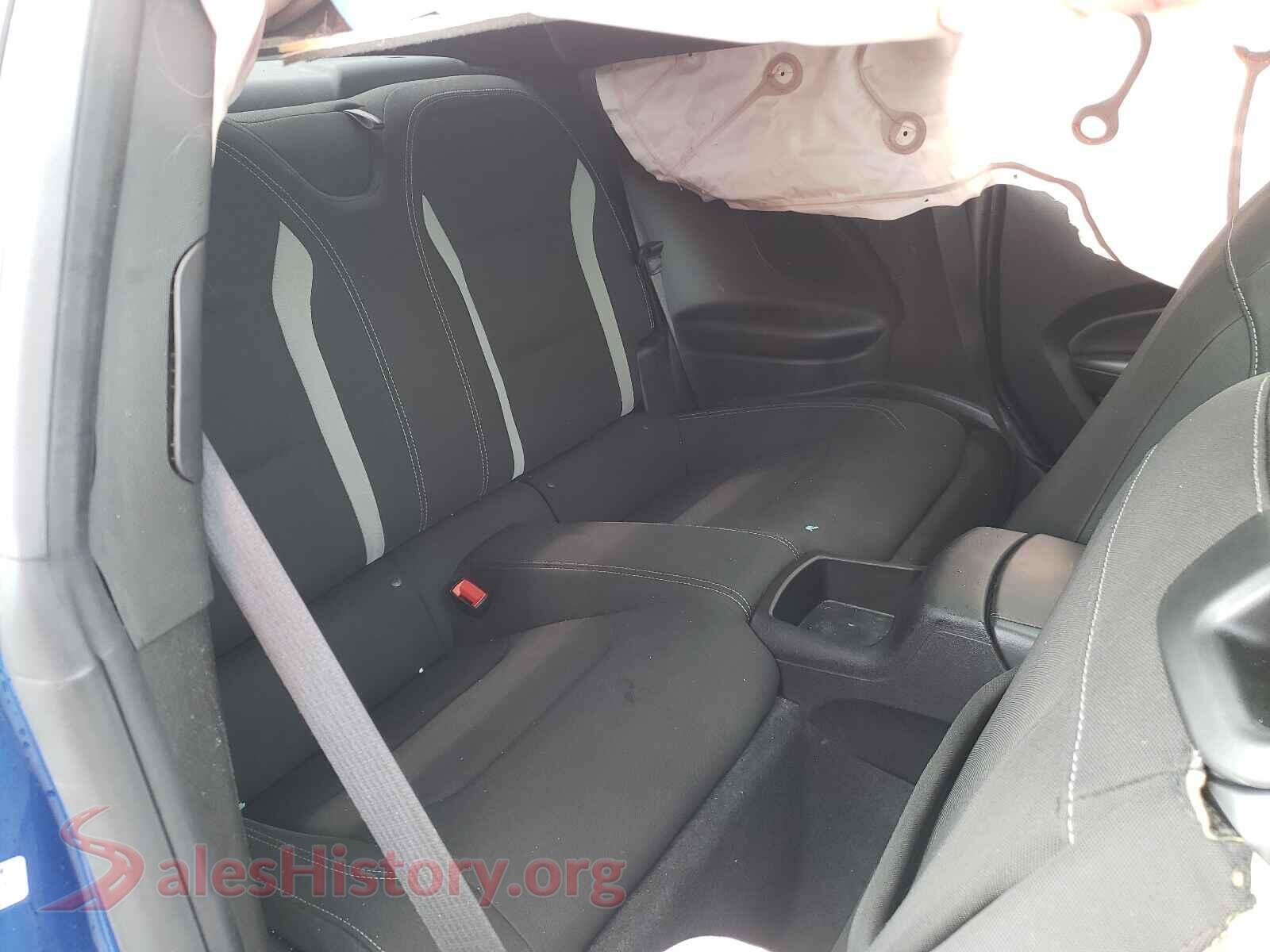 2018 CHEVROLET CAMARO VIN 1G1FB1RXXJ0175778, left side view