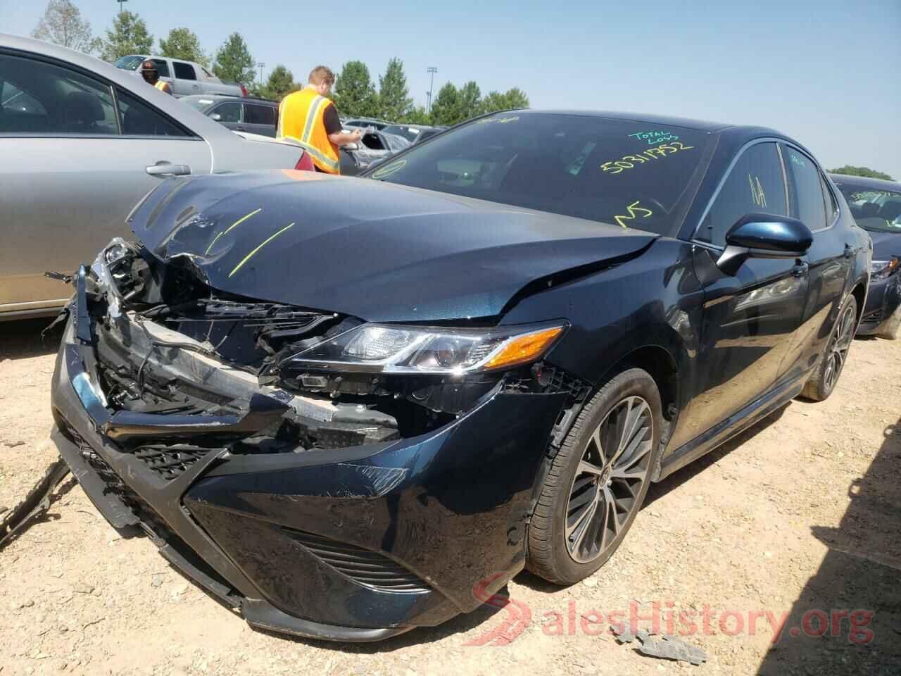 4T1G11AK6LU956383 2020 TOYOTA CAMRY