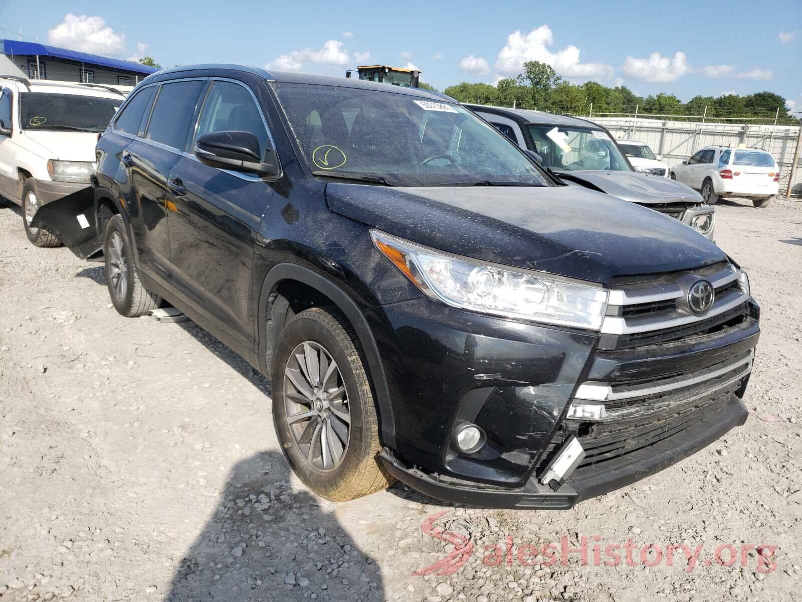 5TDKZRFH9KS561832 2019 TOYOTA HIGHLANDER