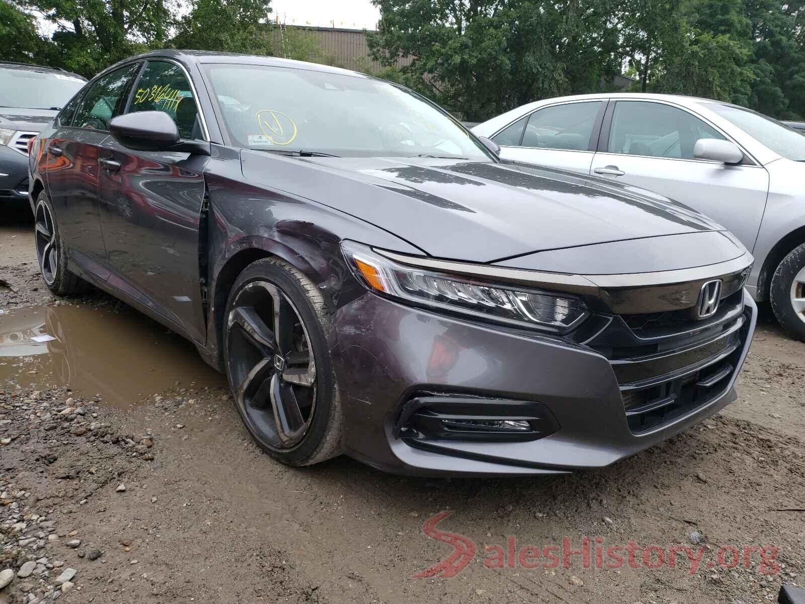 1HGCV1F34JA044733 2018 HONDA ACCORD