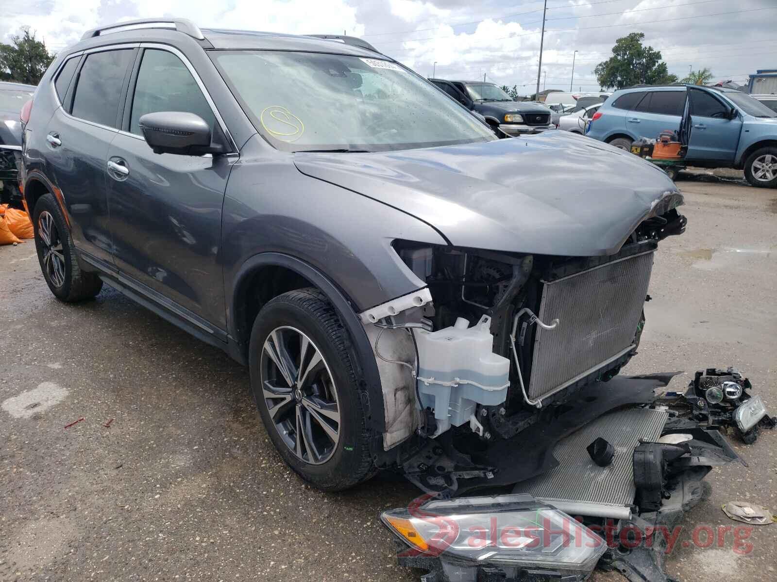 5N1AT2MV5JC785723 2018 NISSAN ROGUE