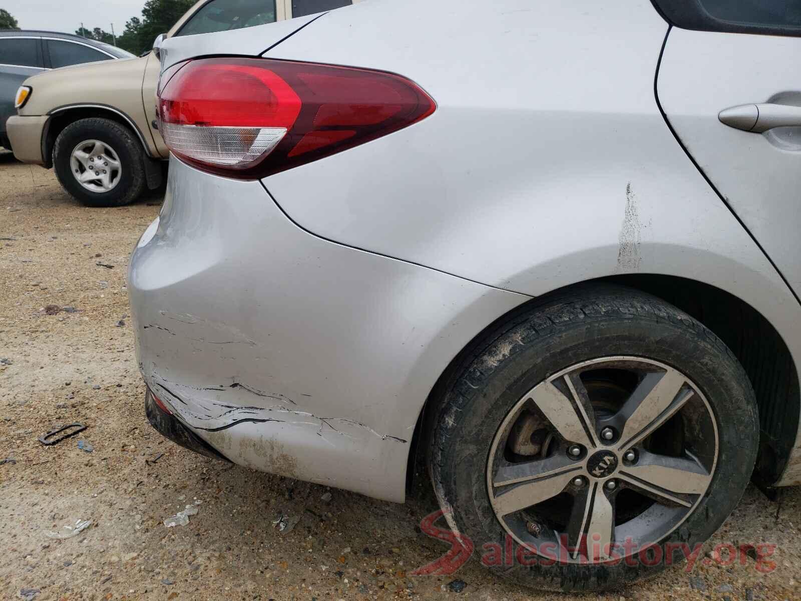 3KPFL4A78JE238644 2018 KIA FORTE