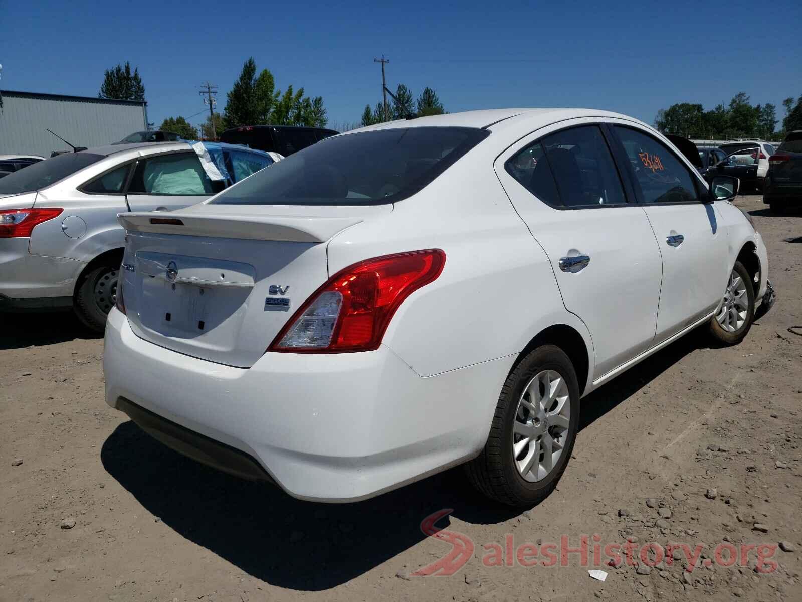 3N1CN7AP7JL878650 2018 NISSAN VERSA