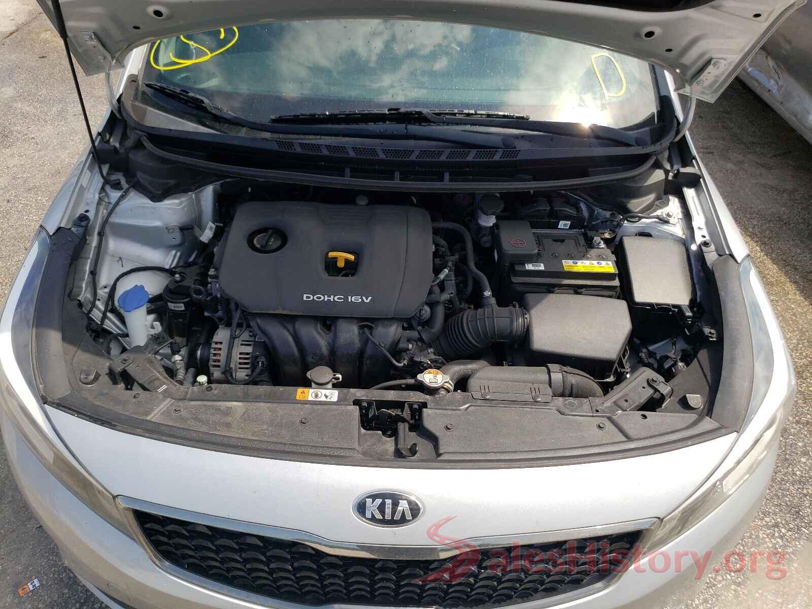 3KPFK4A77HE084747 2017 KIA FORTE