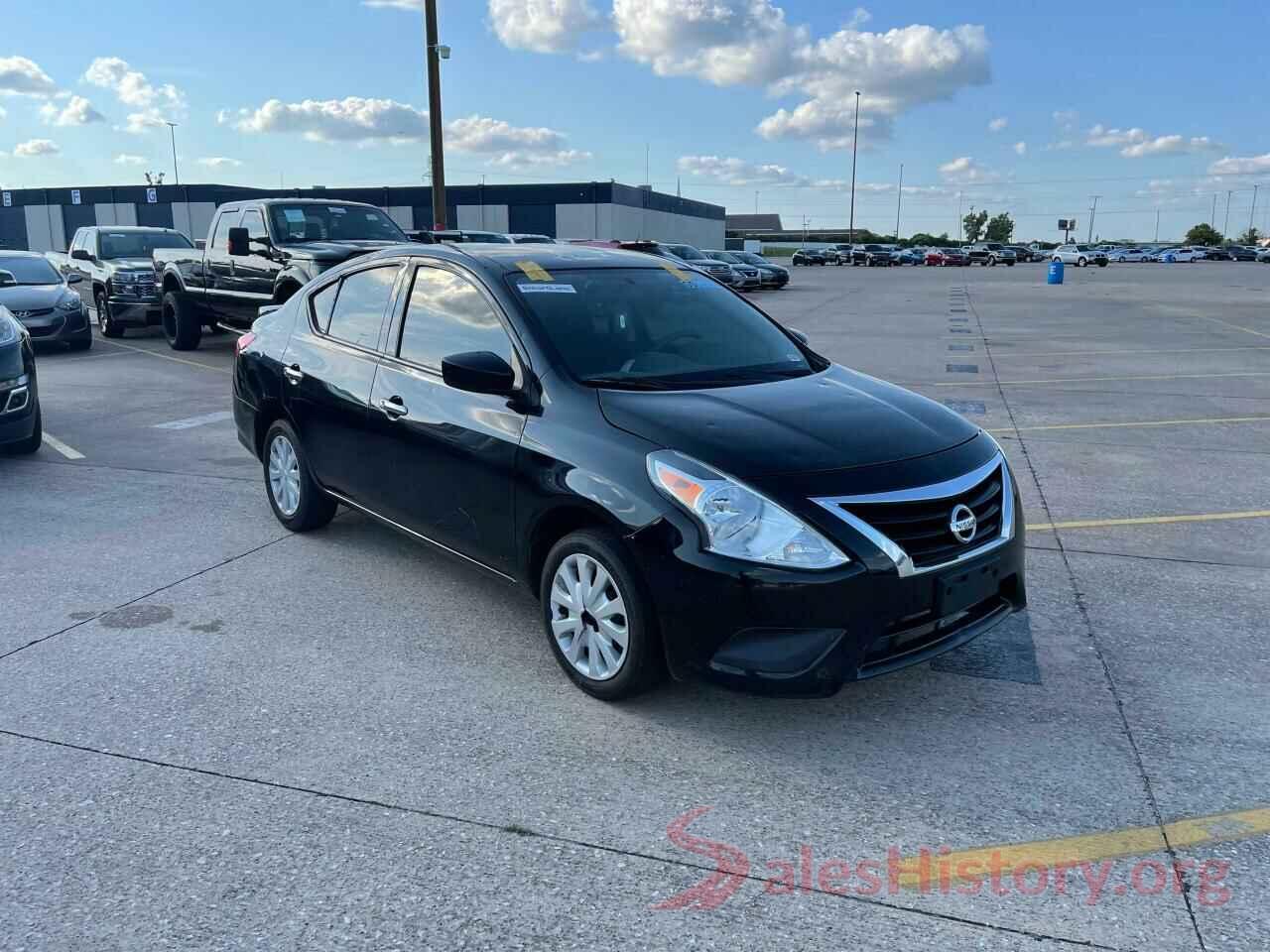 3N1CN7AP3HL860298 2017 NISSAN VERSA