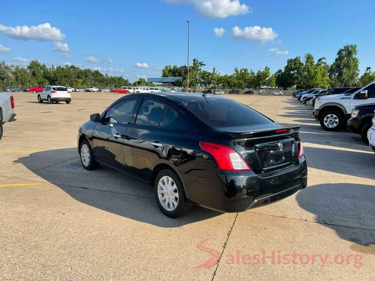 3N1CN7AP3HL860298 2017 NISSAN VERSA