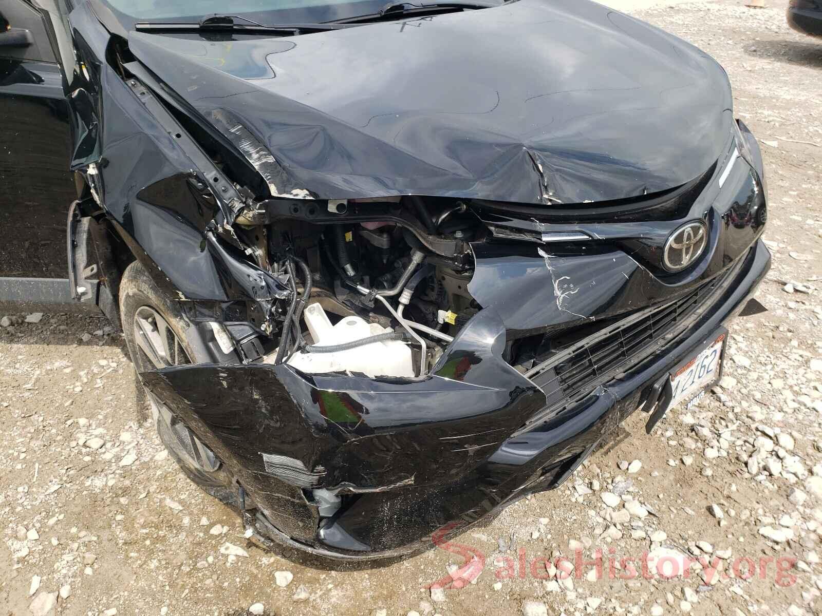 2T3RFREV7JW700559 2018 TOYOTA RAV4