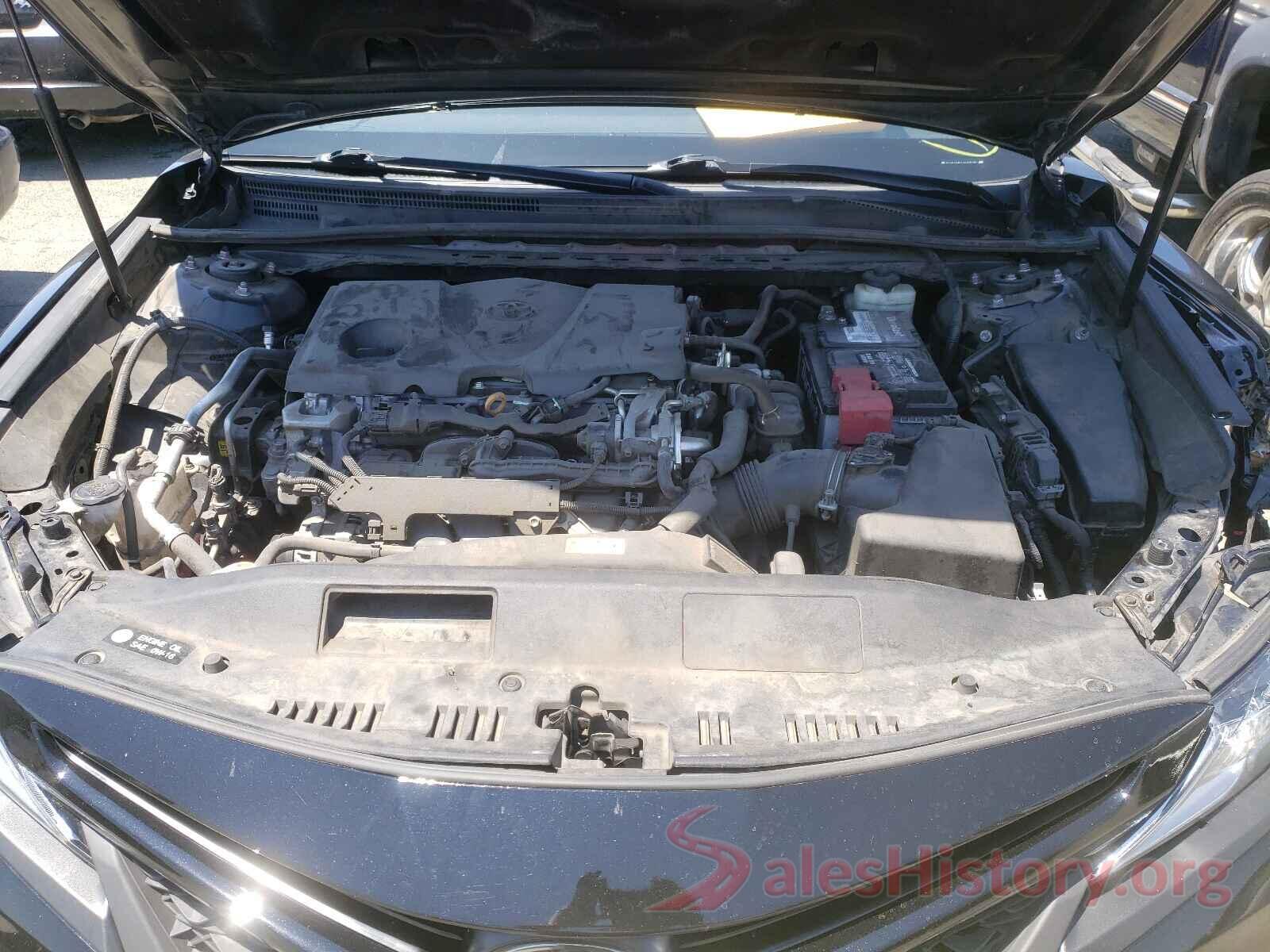 4T1B11HK2JU108790 2018 TOYOTA CAMRY