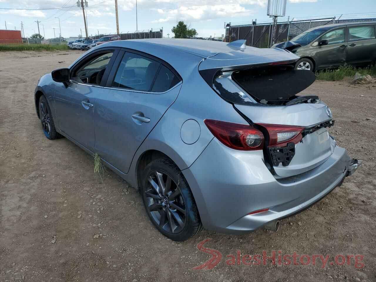 3MZBN1M33JM207837 2018 MAZDA 3