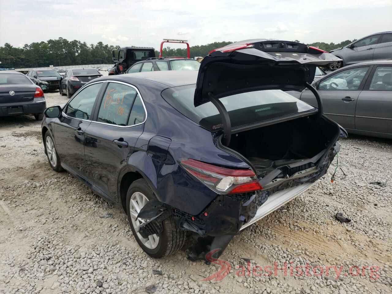 4T1C11AK5NU633380 2022 TOYOTA CAMRY