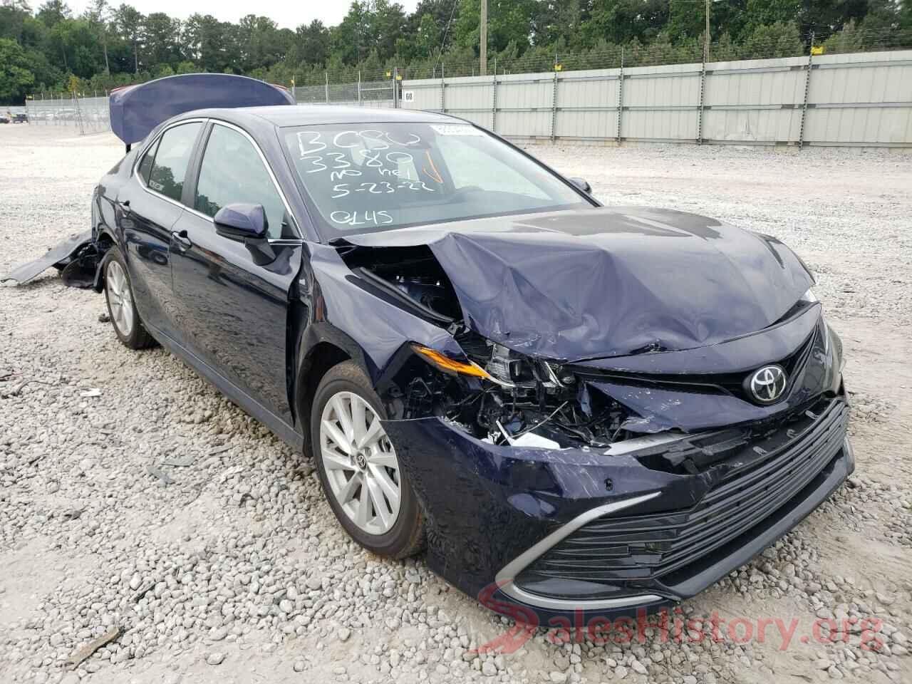 4T1C11AK5NU633380 2022 TOYOTA CAMRY