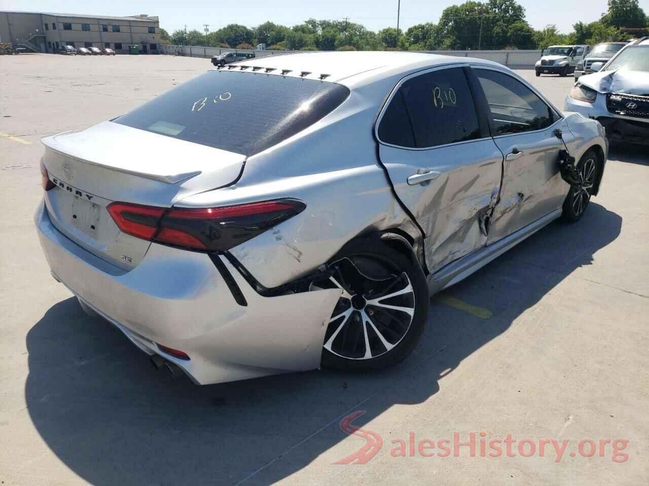 JTNB11HK1J3030475 2018 TOYOTA CAMRY