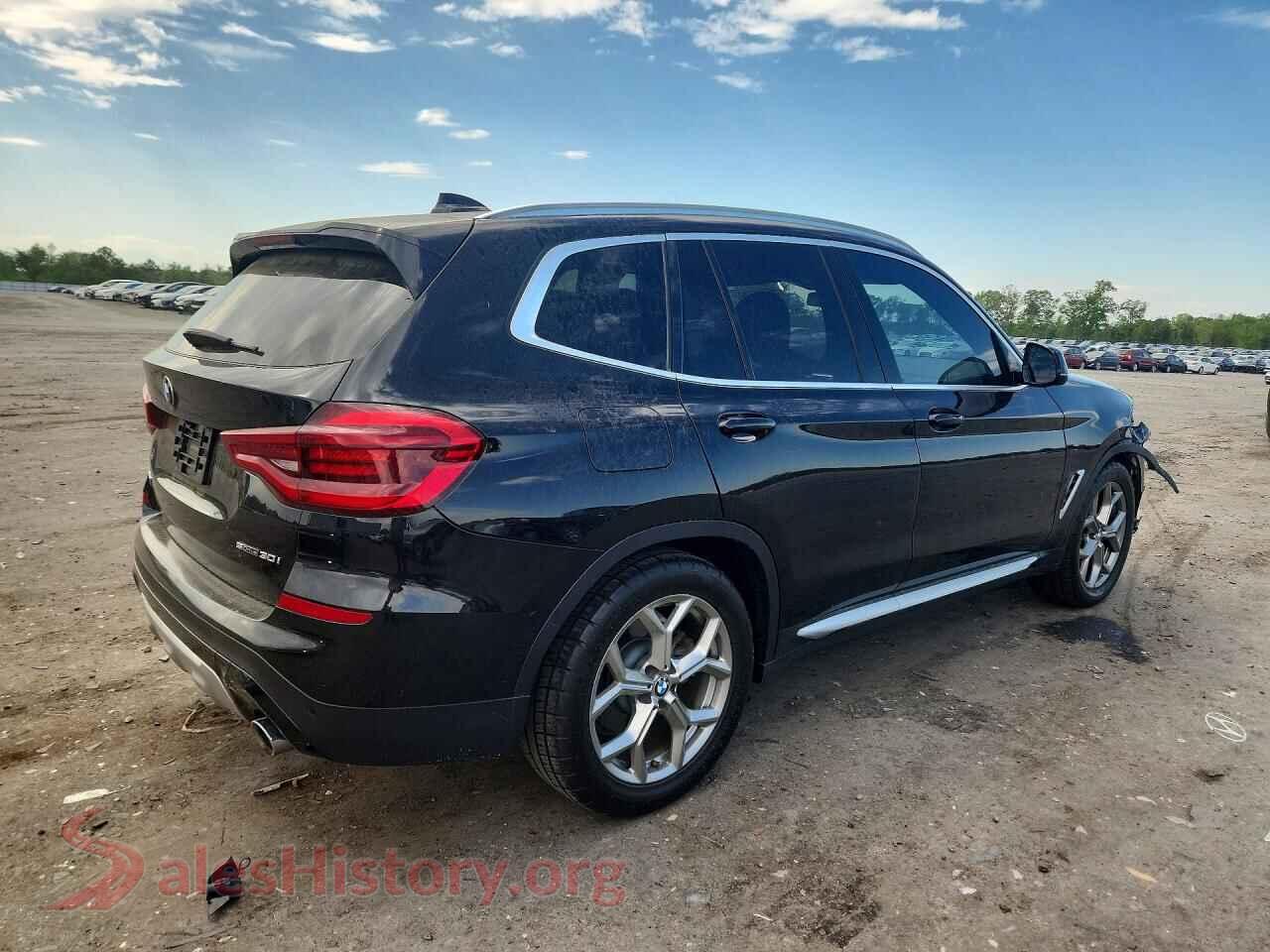 2020 BMW X3 VIN 5UXTY3C02L9C41336, right side view