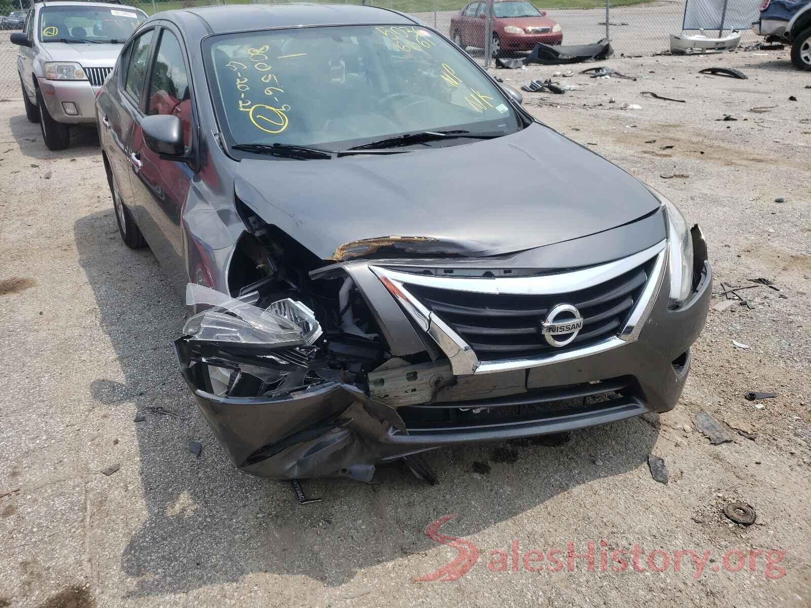 3N1CN7AP5KL829187 2019 NISSAN VERSA