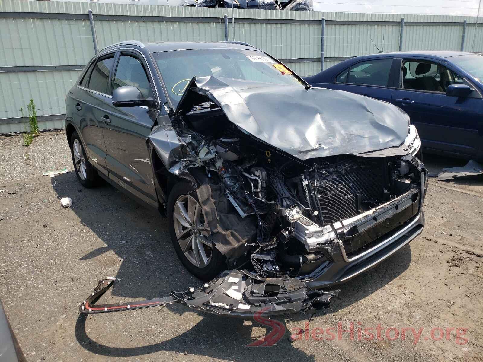 WA1JCCFS2JR035328 2018 AUDI Q3