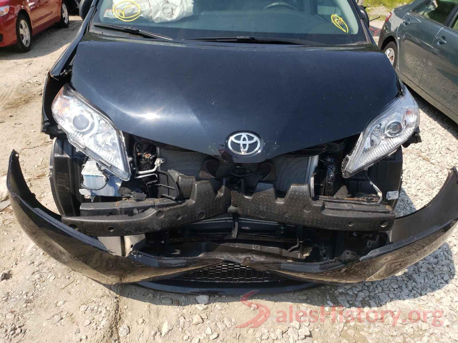 5TDZK3DC8FS688763 2015 TOYOTA SIENNA