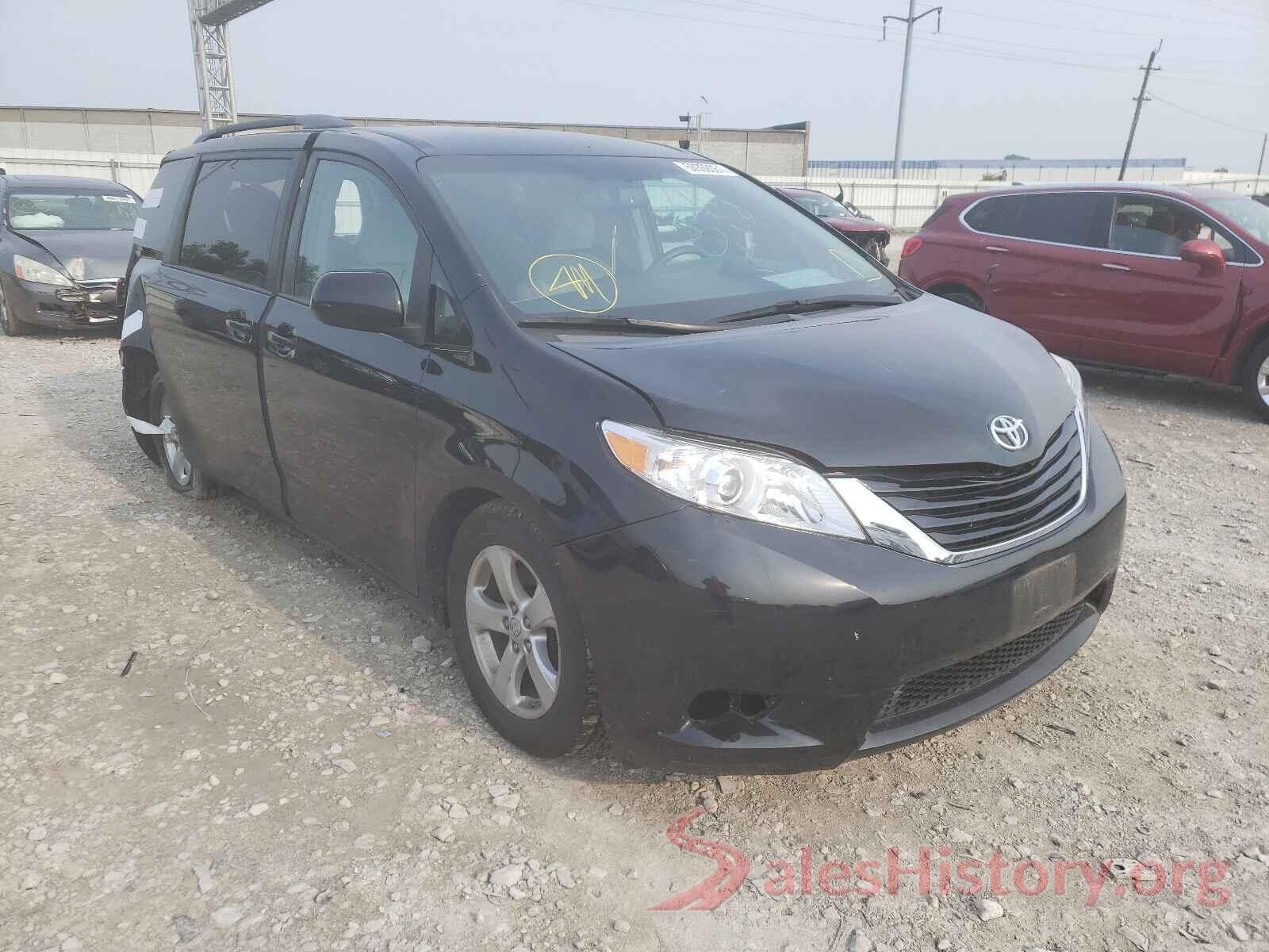 5TDKZ3DC7HS827958 2017 TOYOTA SIENNA