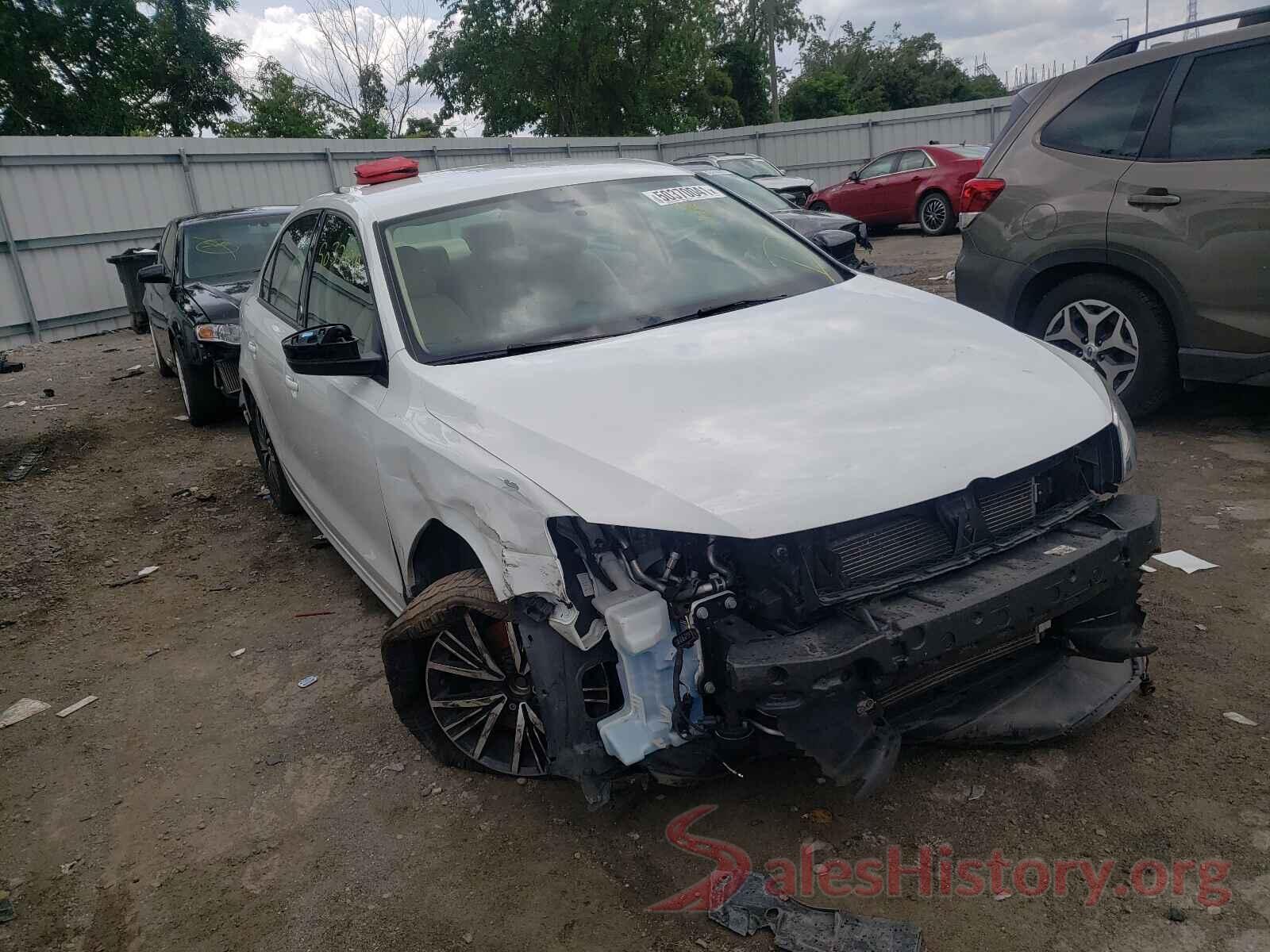 3VWDB7AJXJM208281 2018 VOLKSWAGEN JETTA