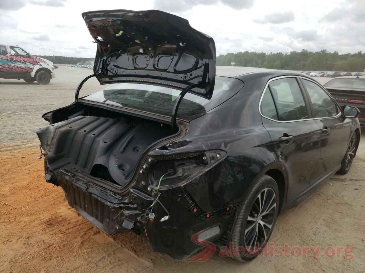 4T1B11HK9KU758945 2019 TOYOTA CAMRY