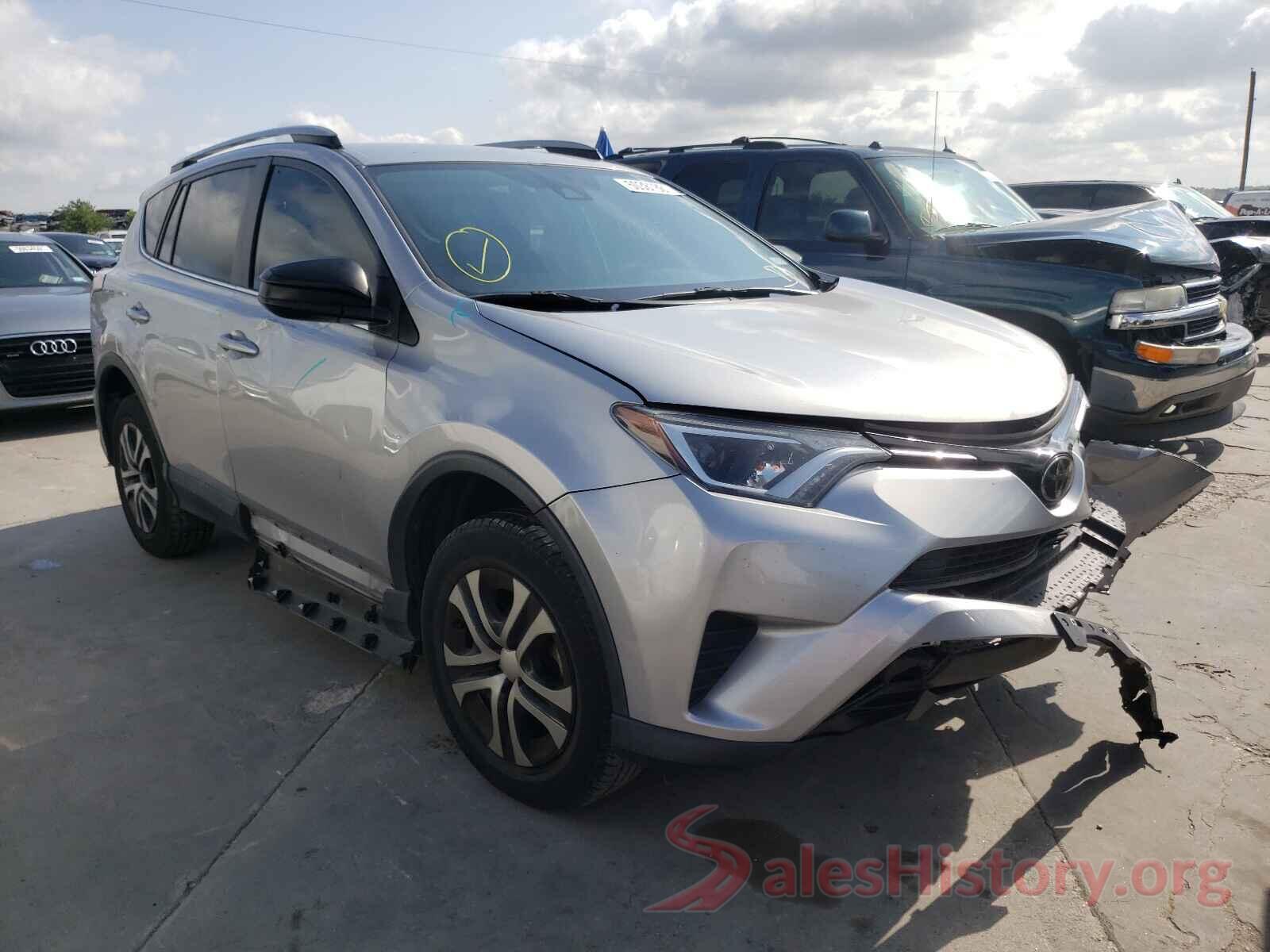 2T3ZFREV4HW319858 2017 TOYOTA RAV4