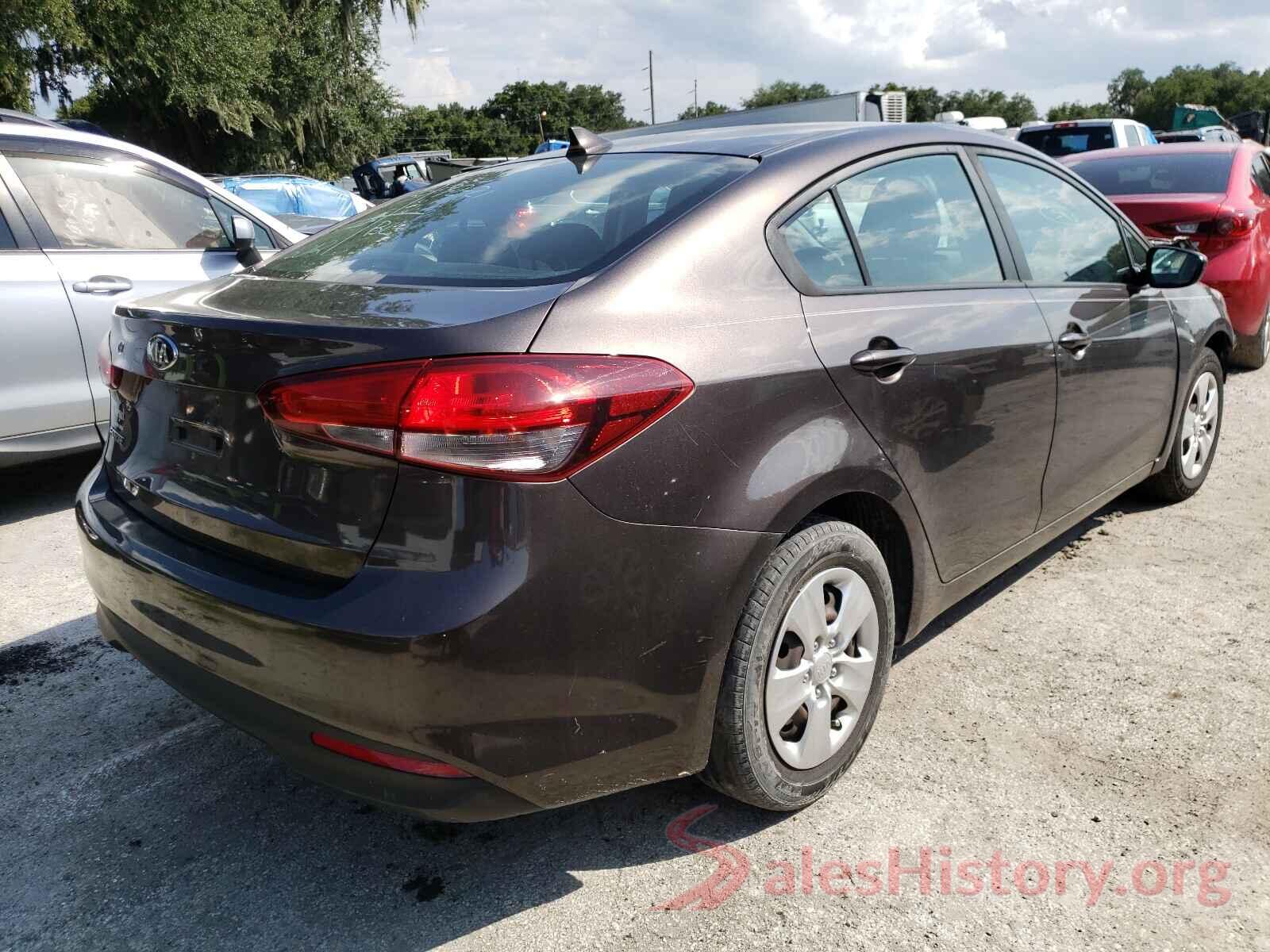 3KPFK4A70JE164946 2018 KIA FORTE