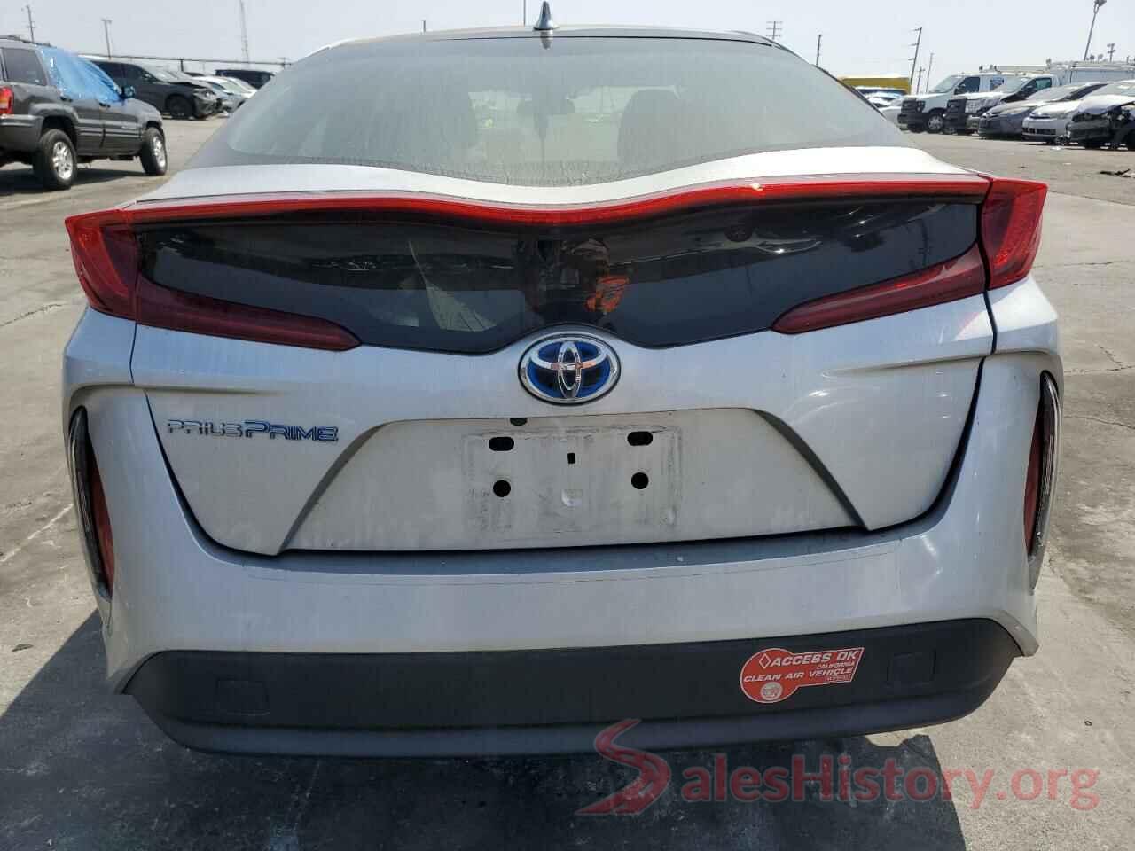 JTDKARFP0J3083234 2018 TOYOTA PRIUS