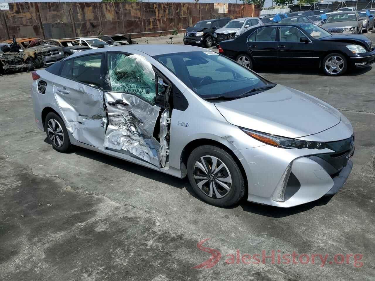 JTDKARFP0J3083234 2018 TOYOTA PRIUS