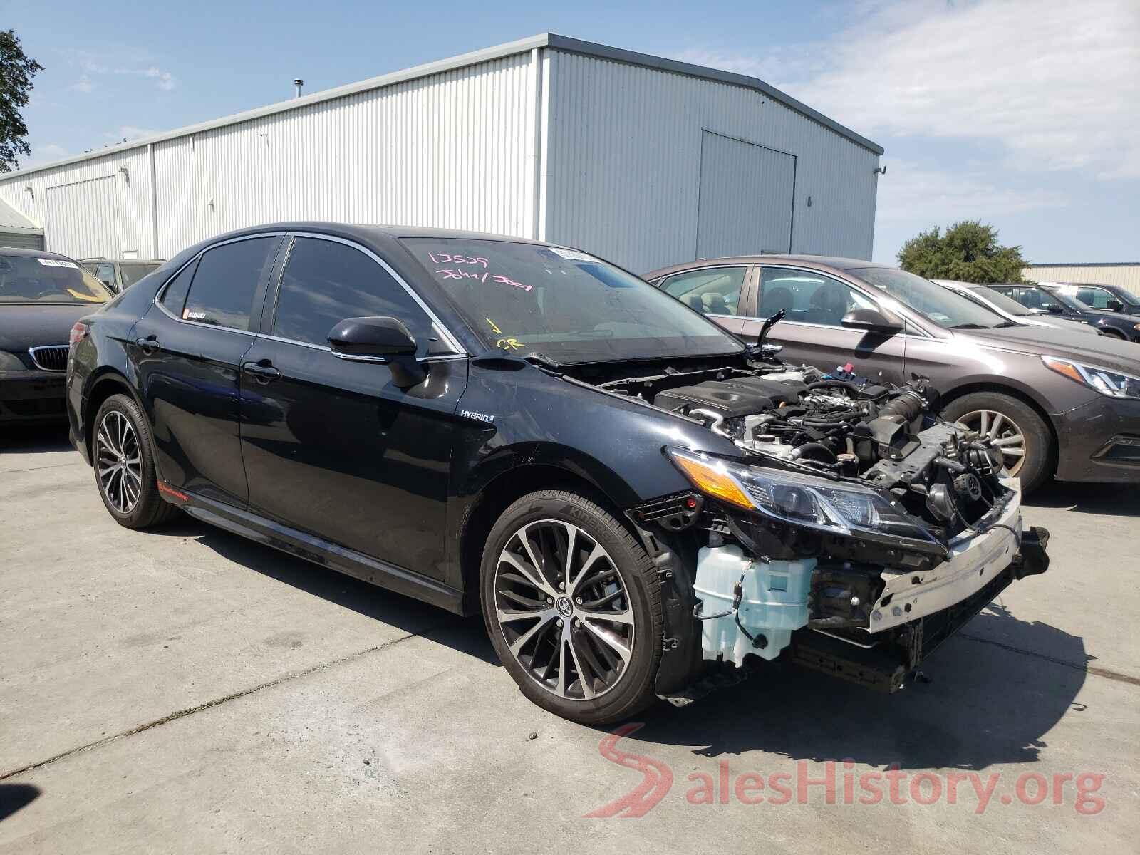 4T1J31AK8LU526564 2020 TOYOTA CAMRY