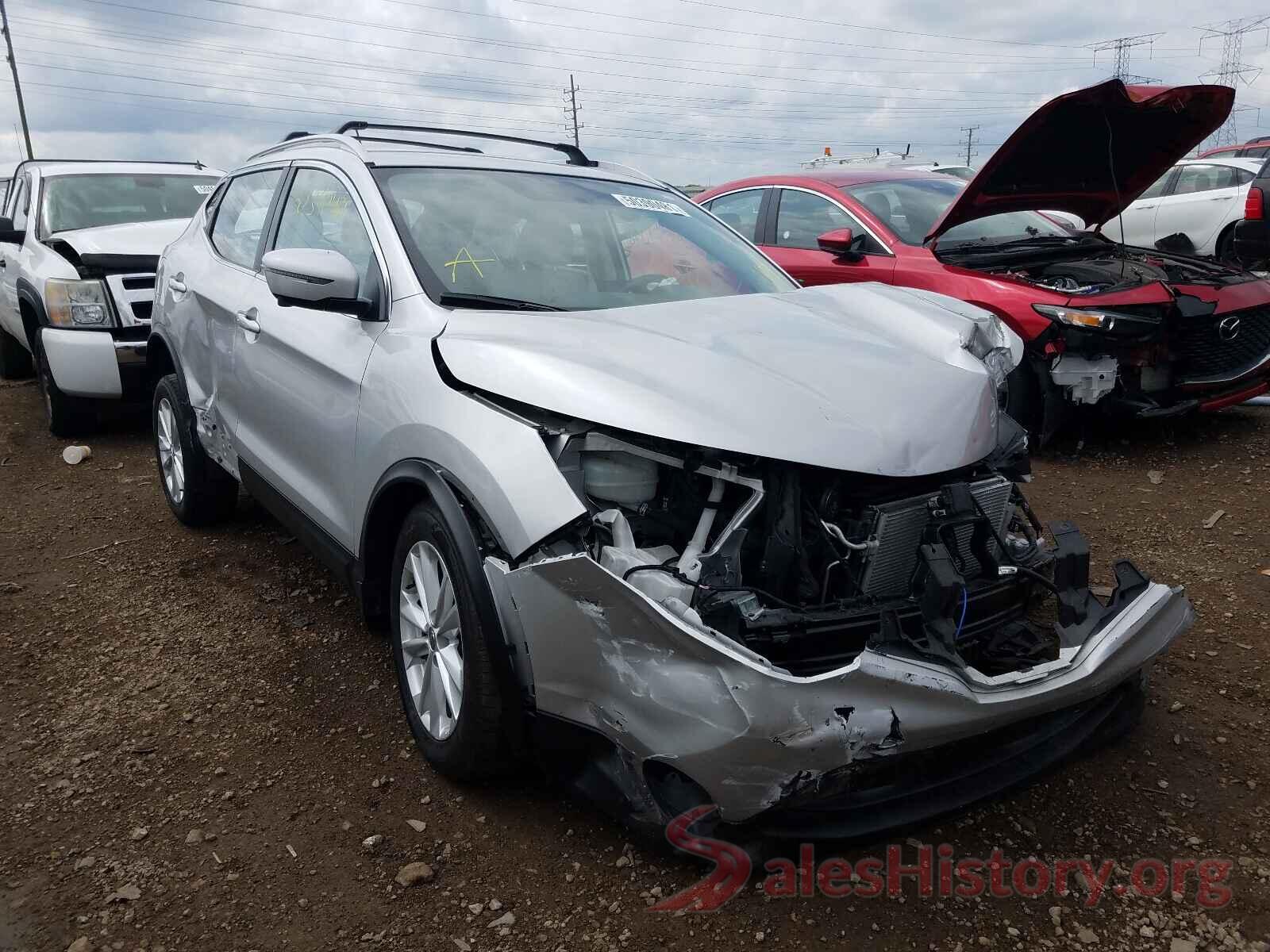 JN1BJ1CR0JW288206 2018 NISSAN ROGUE