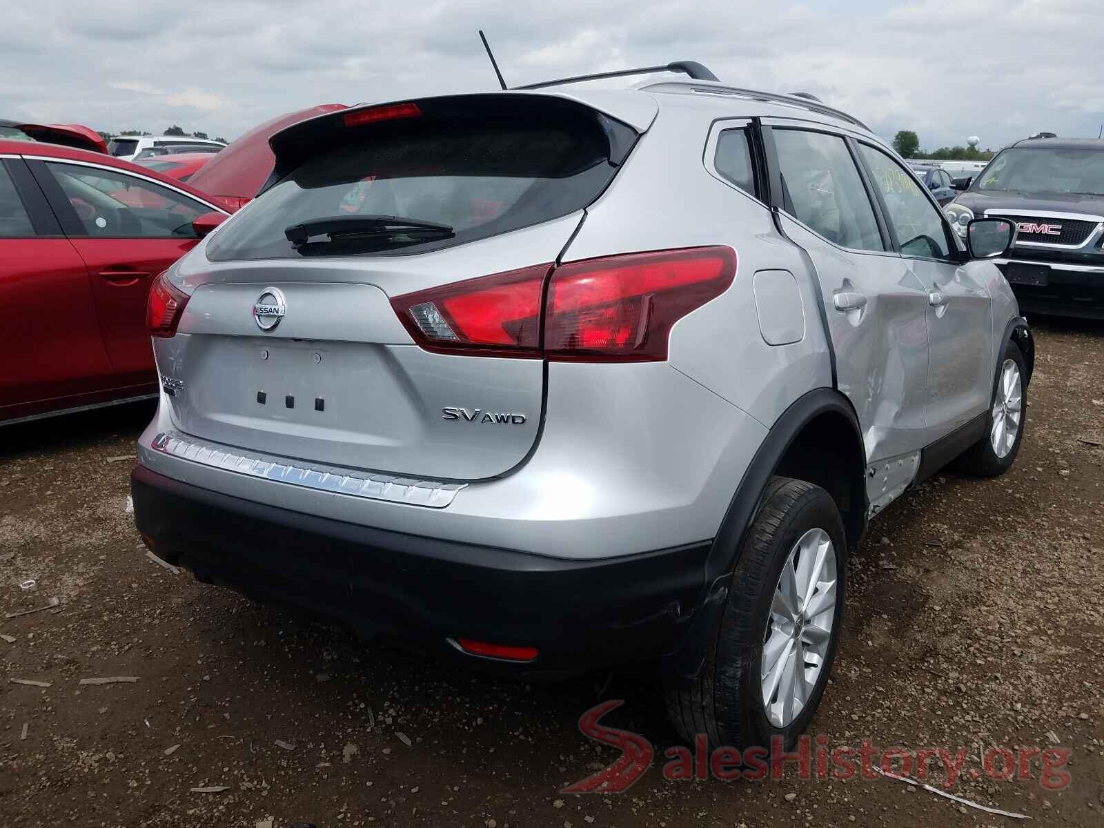 JN1BJ1CR0JW288206 2018 NISSAN ROGUE