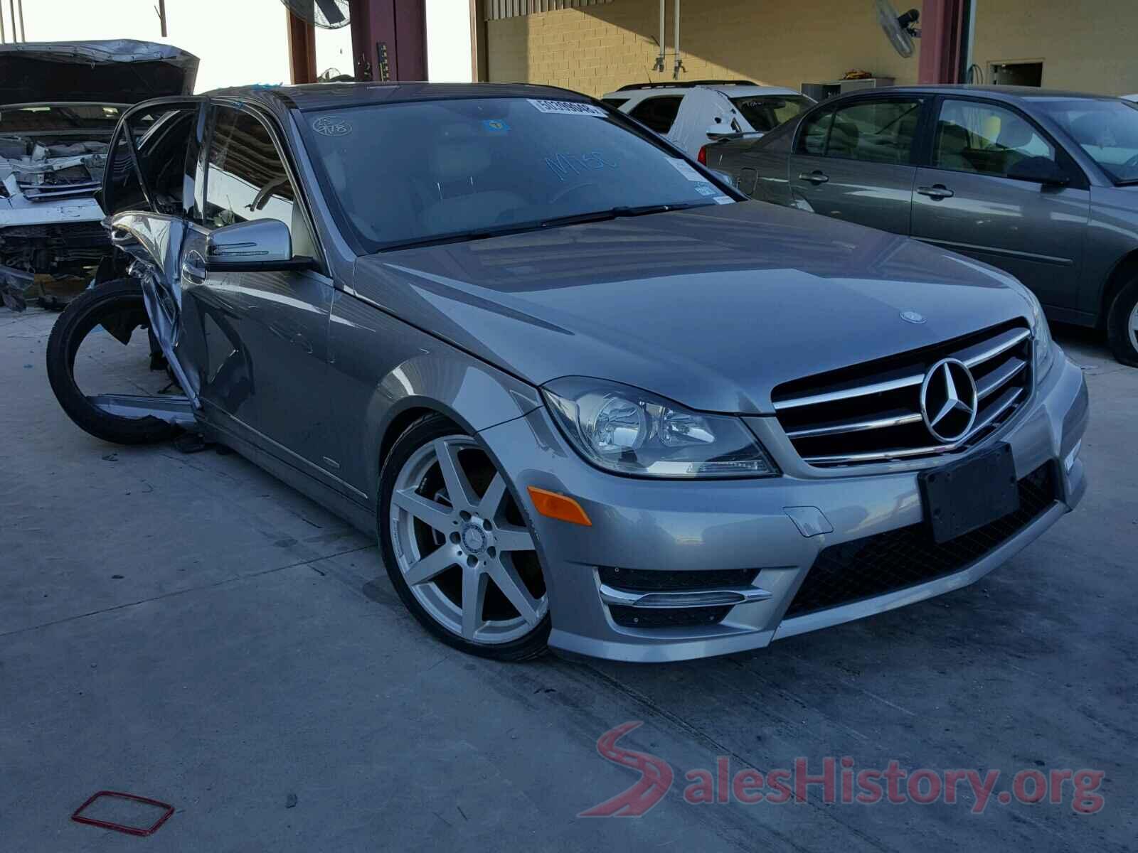 WDDGF4HB5EG252261 2014 MERCEDES-BENZ C CLASS