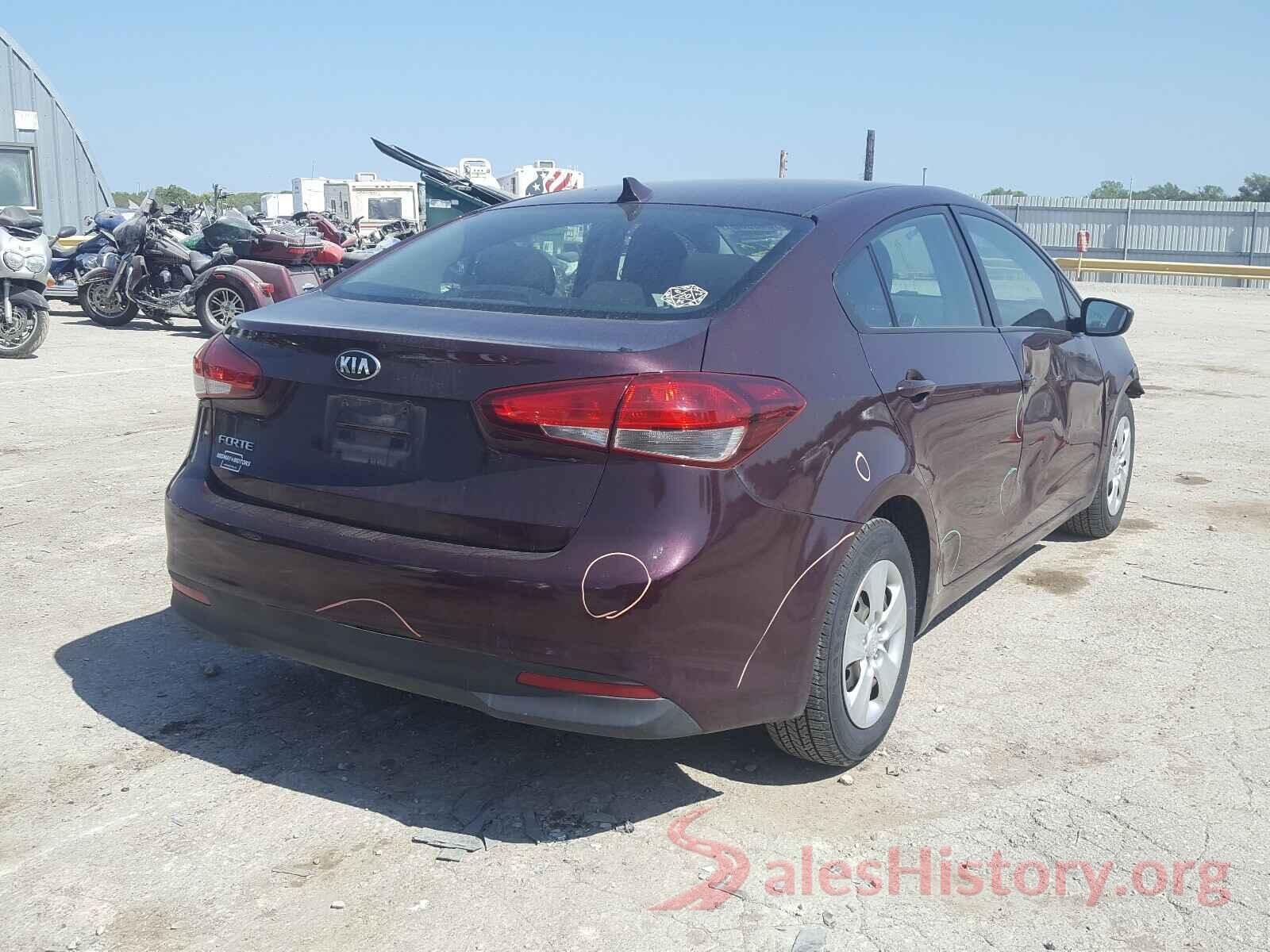 3KPFK4A70HE161457 2017 KIA FORTE