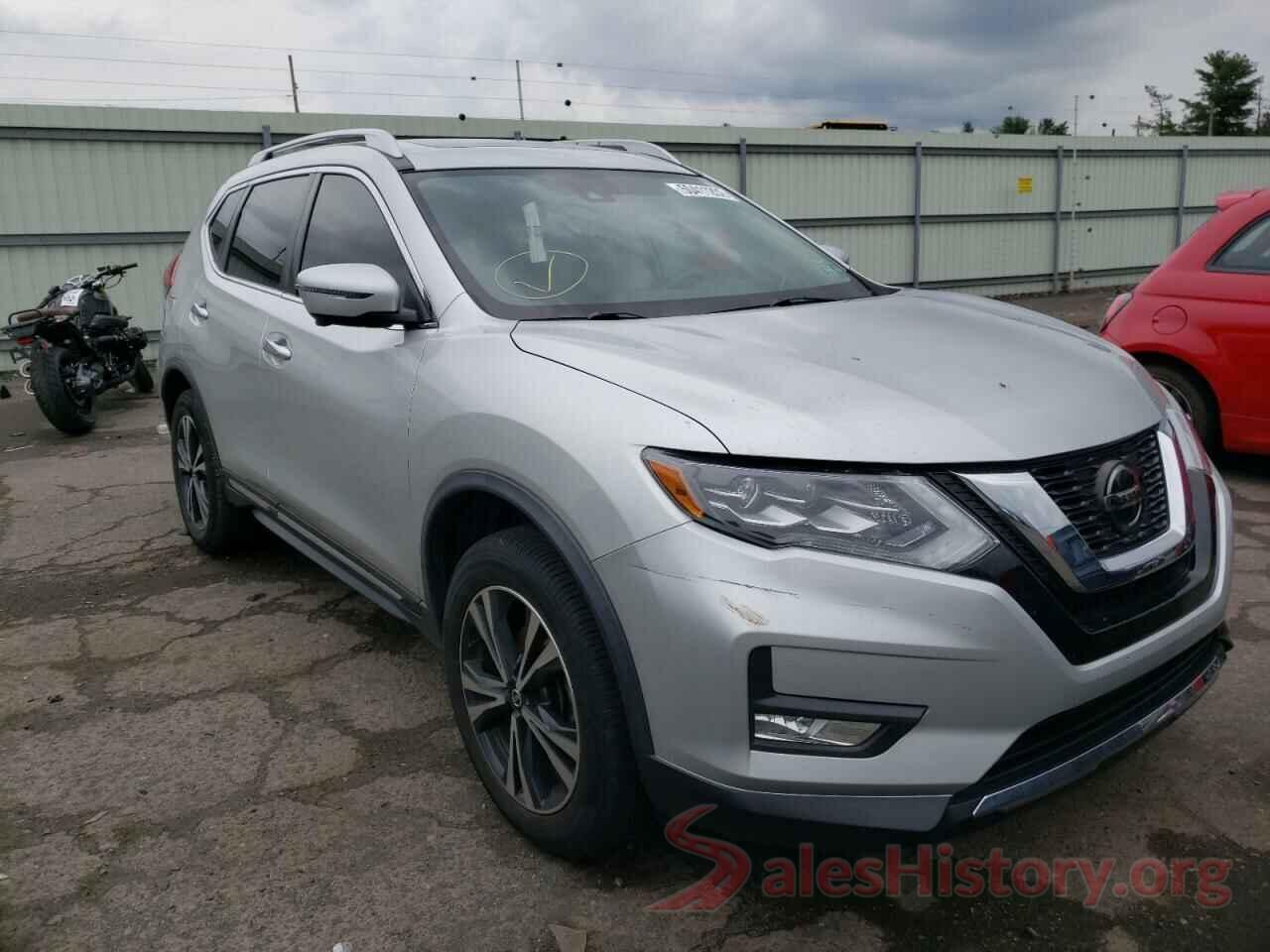 JN8AT2MV1JW306253 2018 NISSAN ROGUE