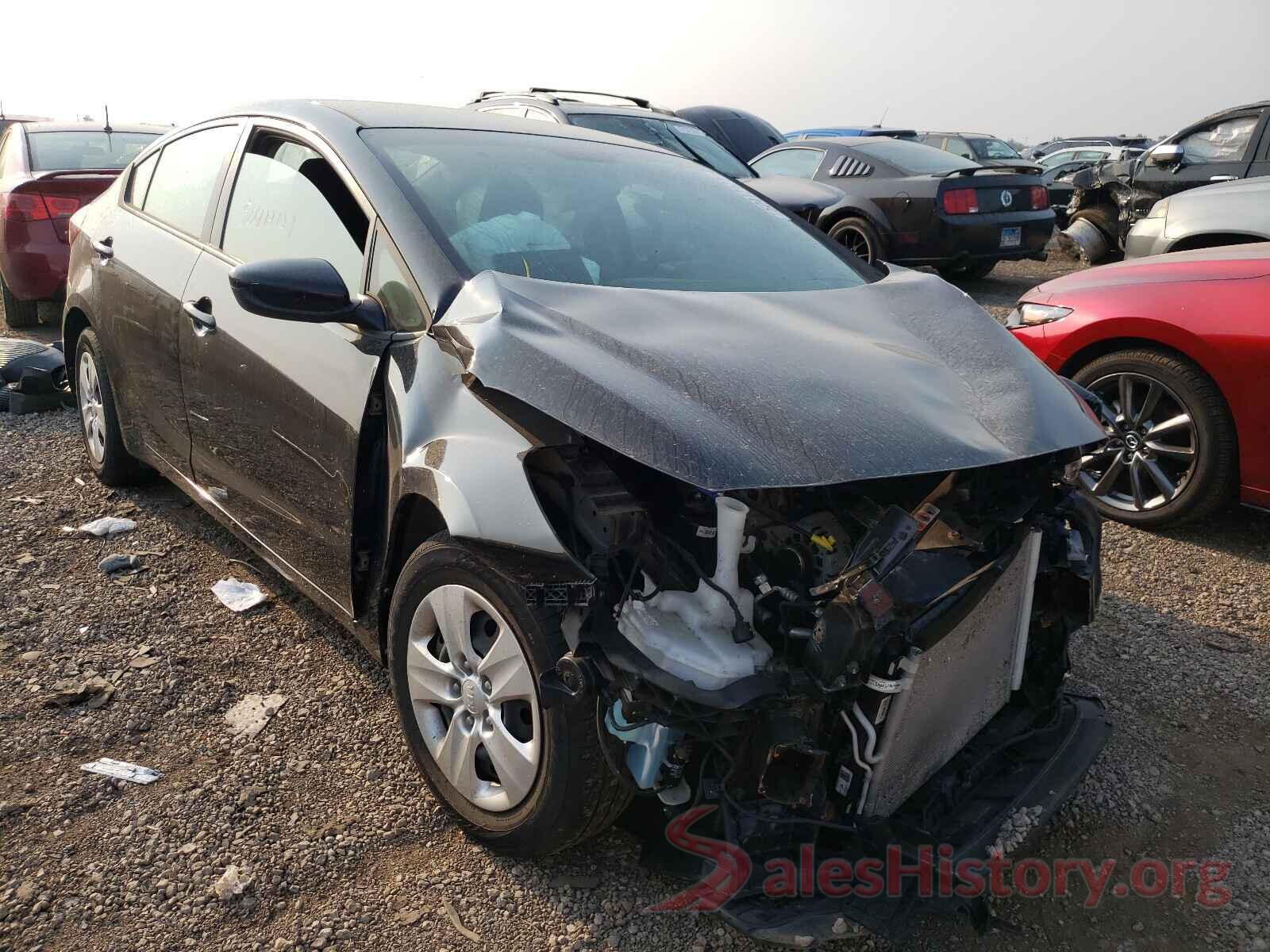 3KPFK4A73JE210270 2018 KIA FORTE