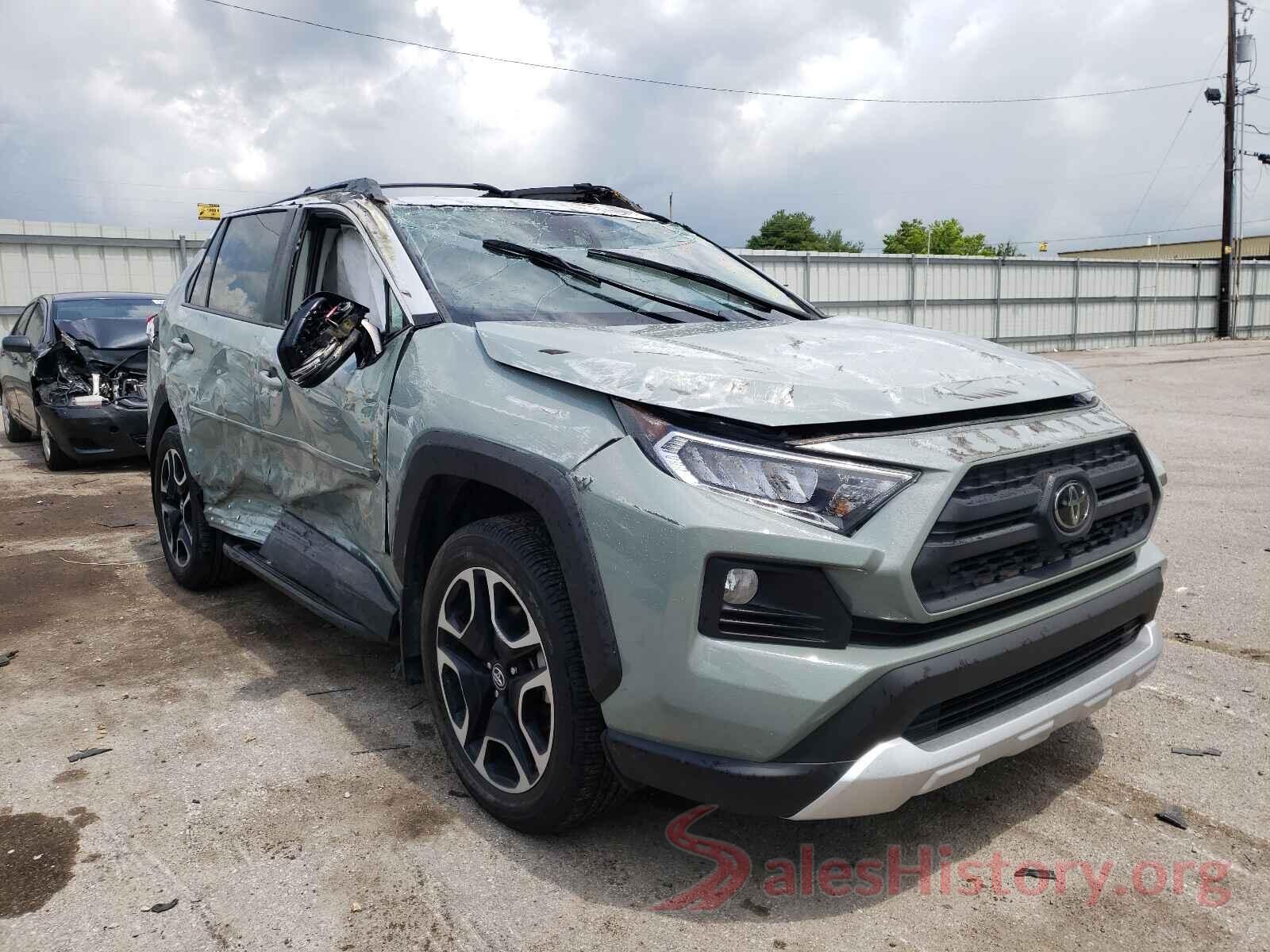 2T3J1RFVXKW029433 2019 TOYOTA RAV4