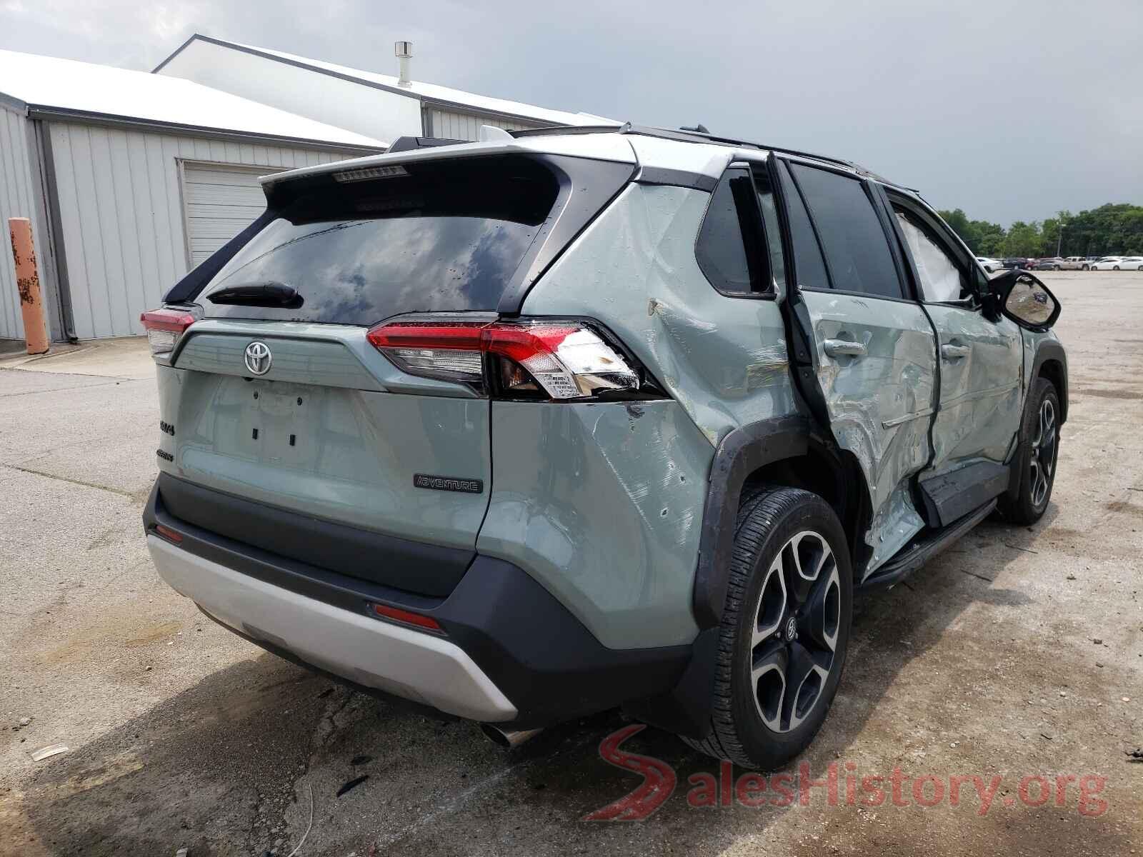 2T3J1RFVXKW029433 2019 TOYOTA RAV4