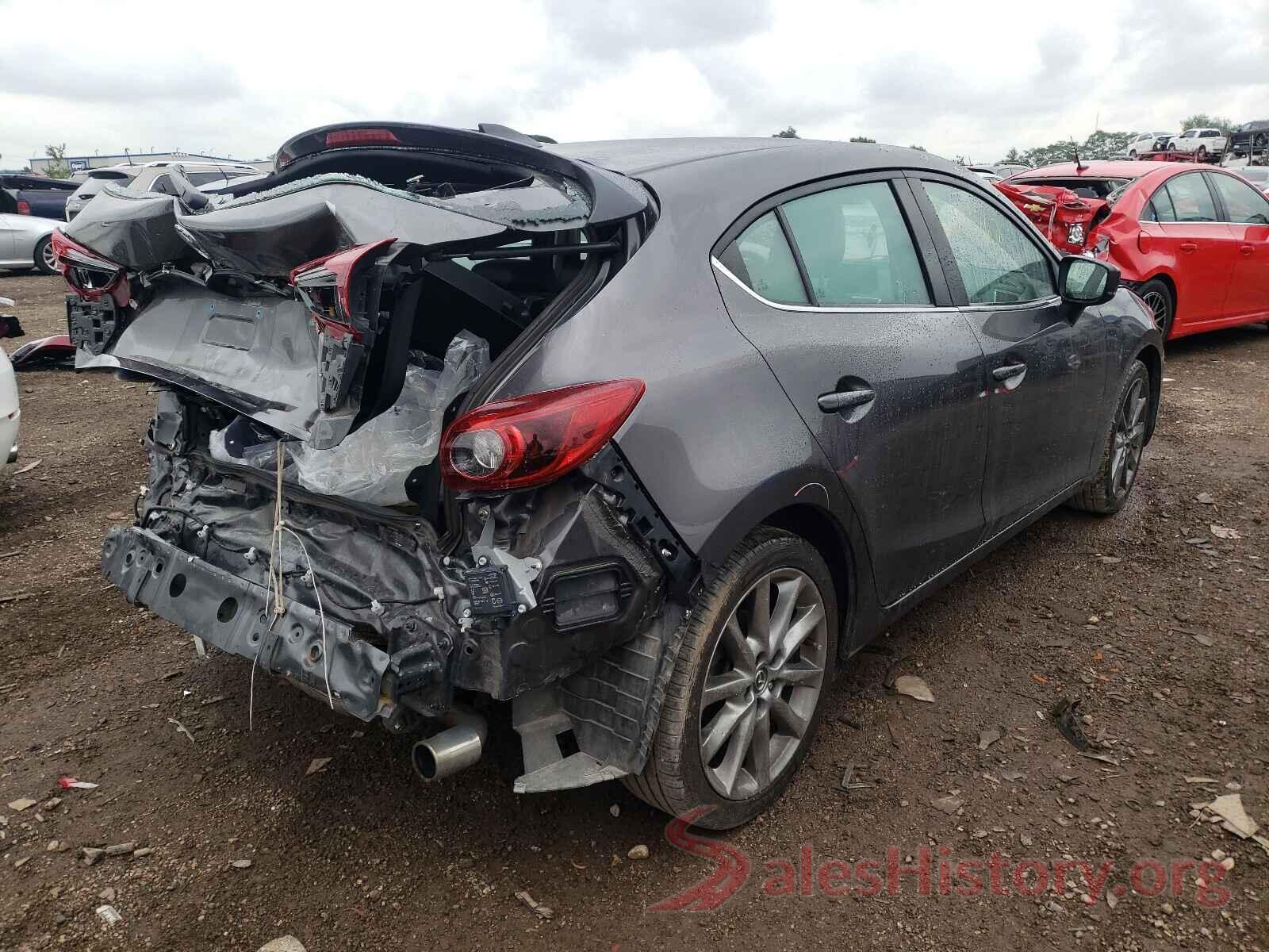 3MZBN1M31JM255160 2018 MAZDA 3