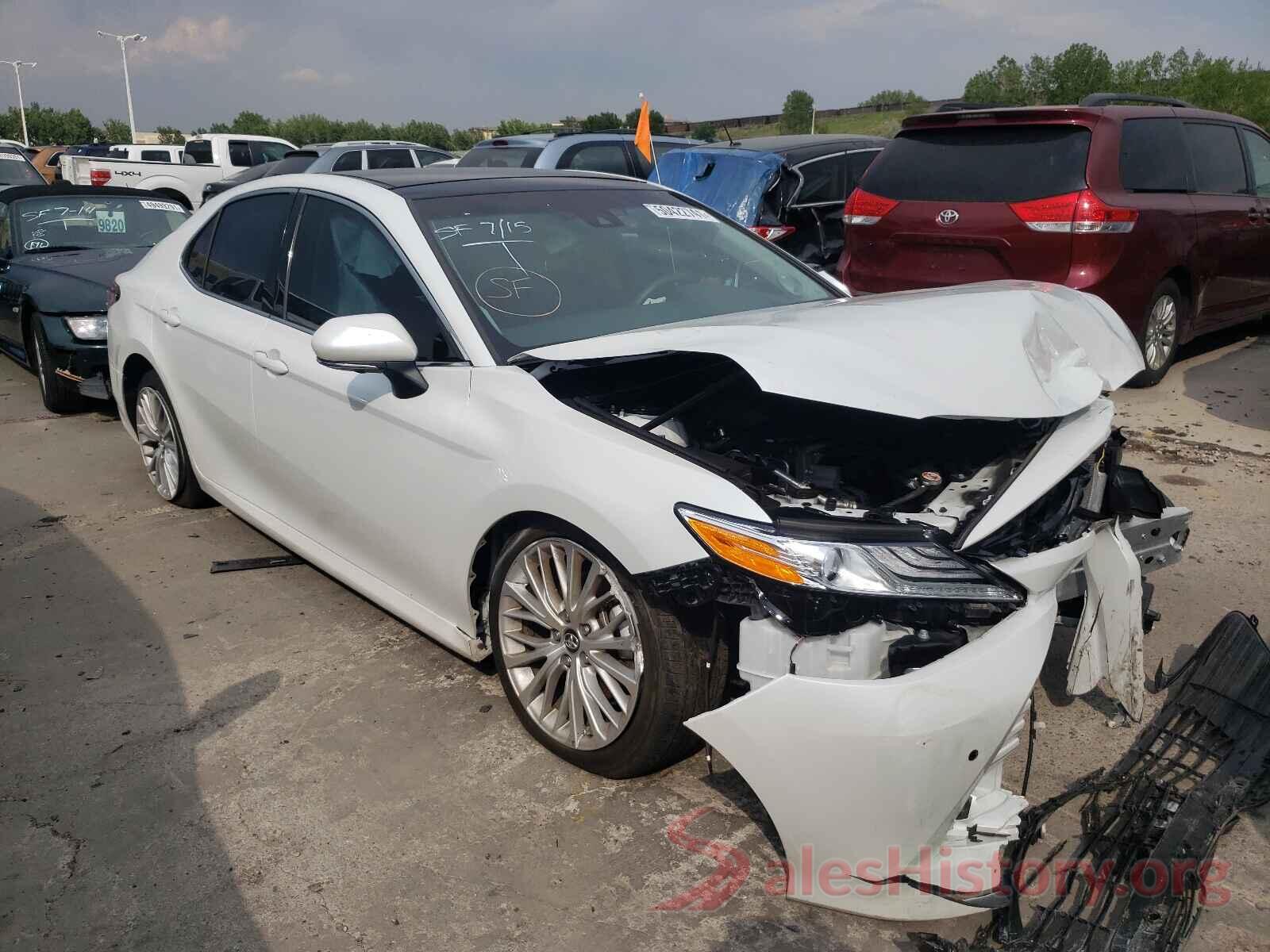 4T1B11HK1JU040904 2018 TOYOTA CAMRY